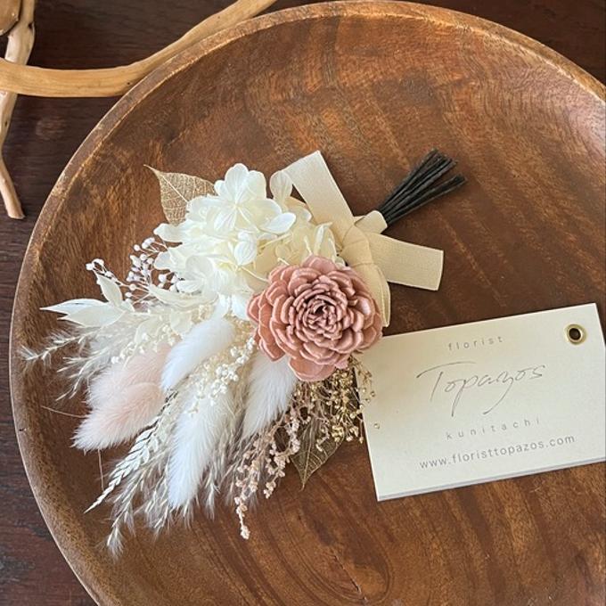 【コサージュ新作追加！】　ホワイトベージュの優しいブーケコサージュ ができました✨