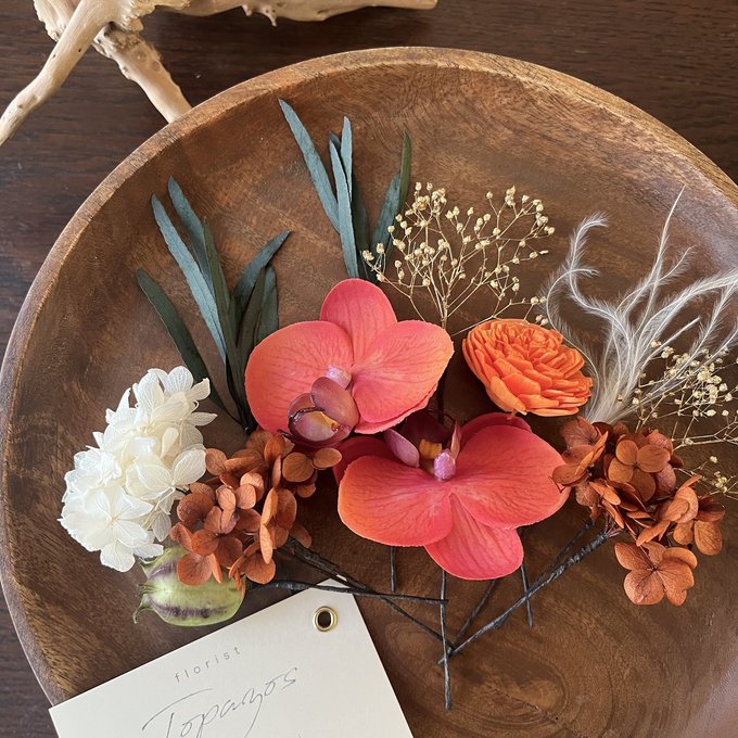 【新作】鮮やかなブラッドオレンジ胡蝶蘭のヘッドドレス ができました!