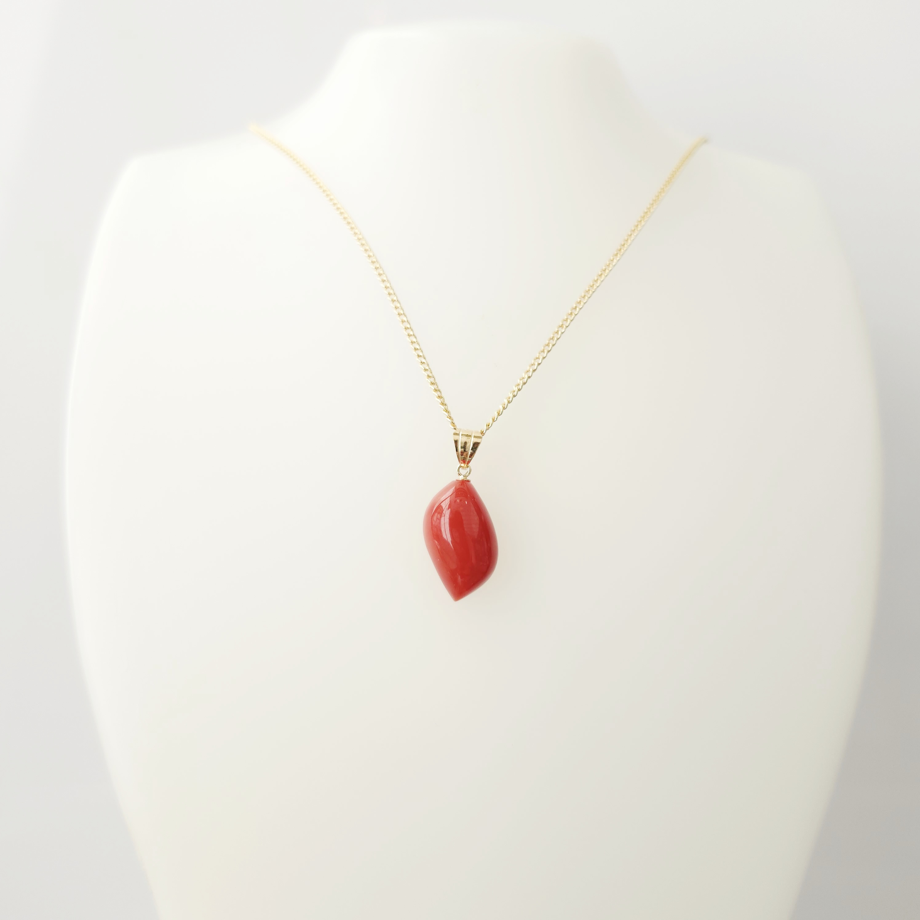 【新掲載】赤珊瑚ペンダント(K18)