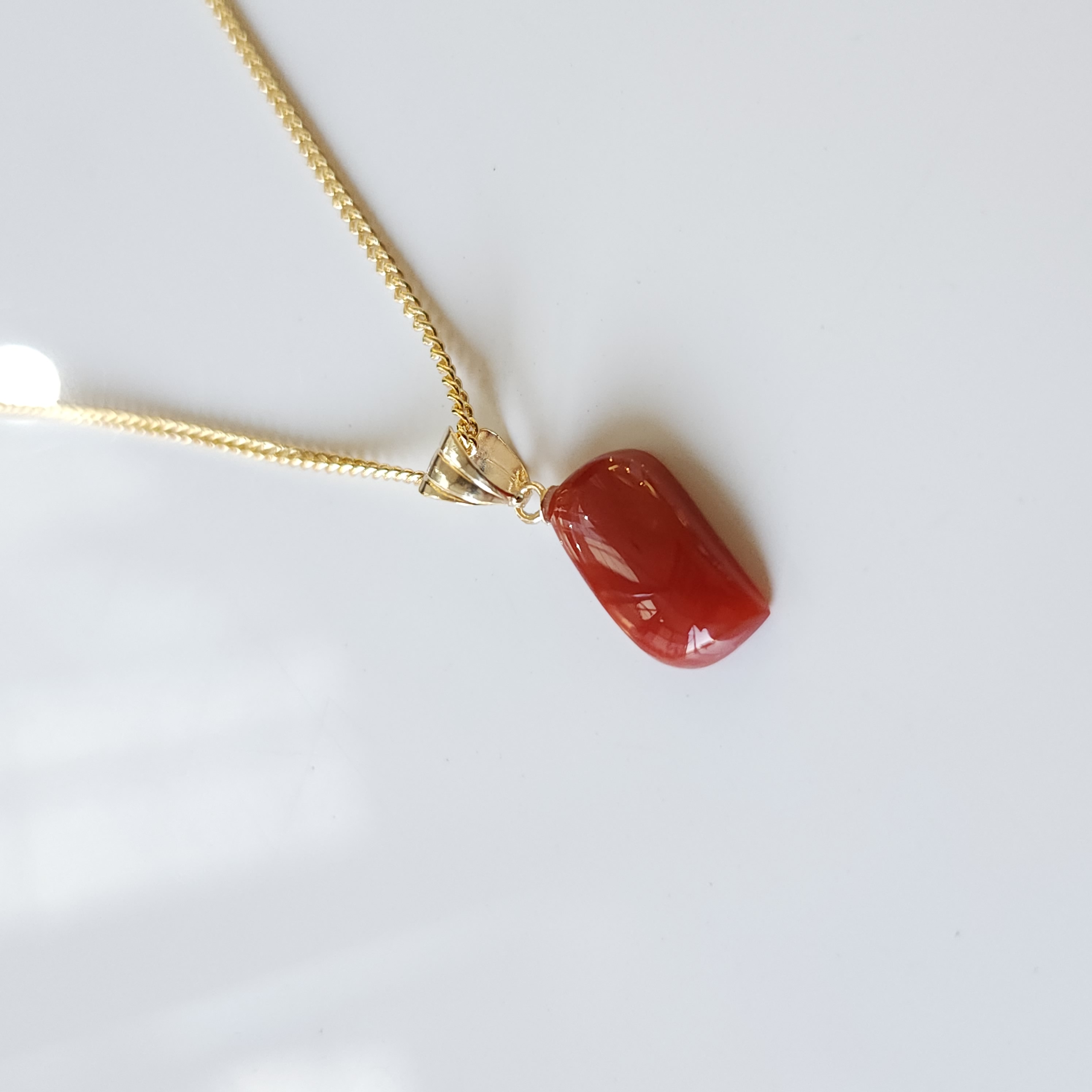 【新掲載】血赤珊瑚ペンダント(K18)