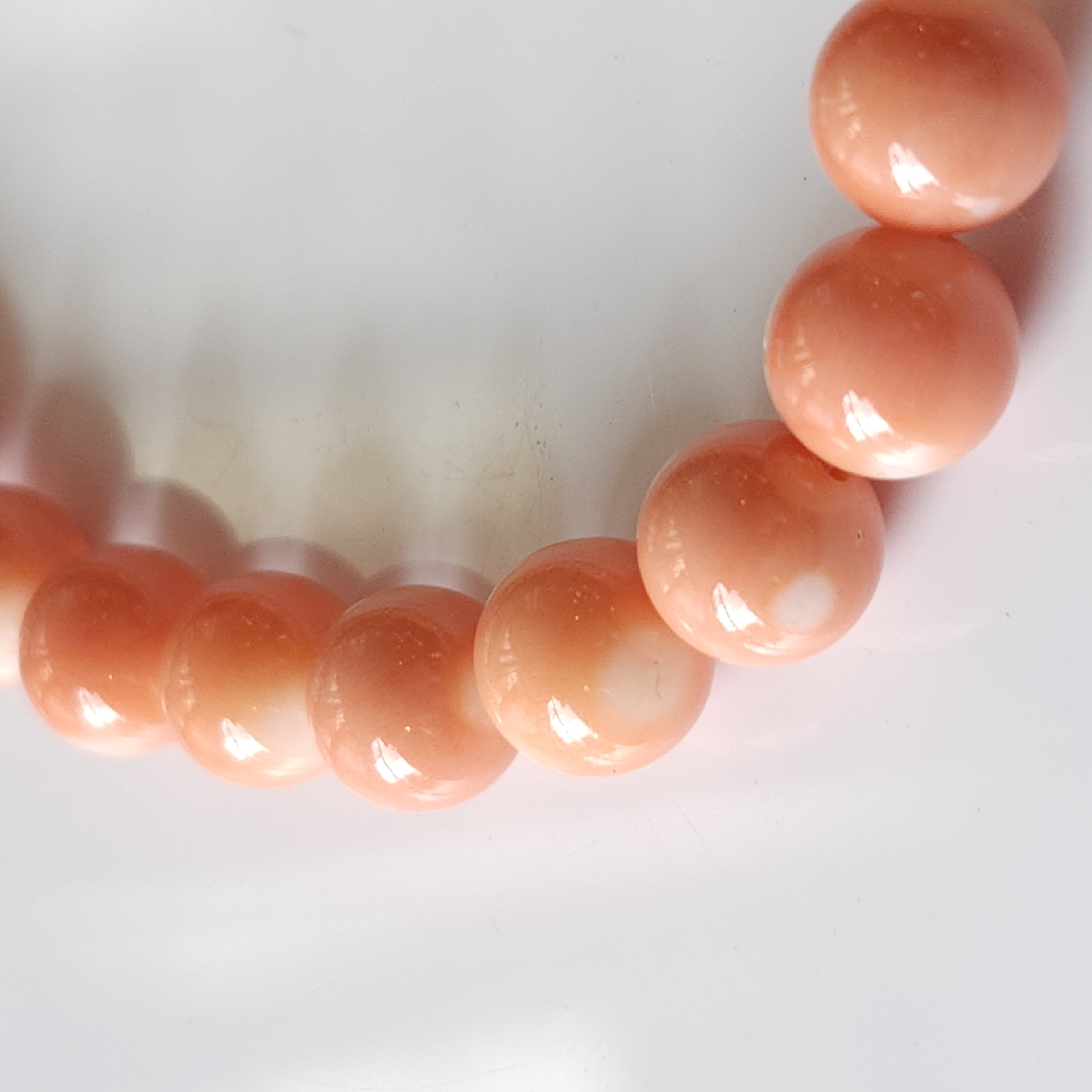 【新掲載】珊瑚玉ブレスレット