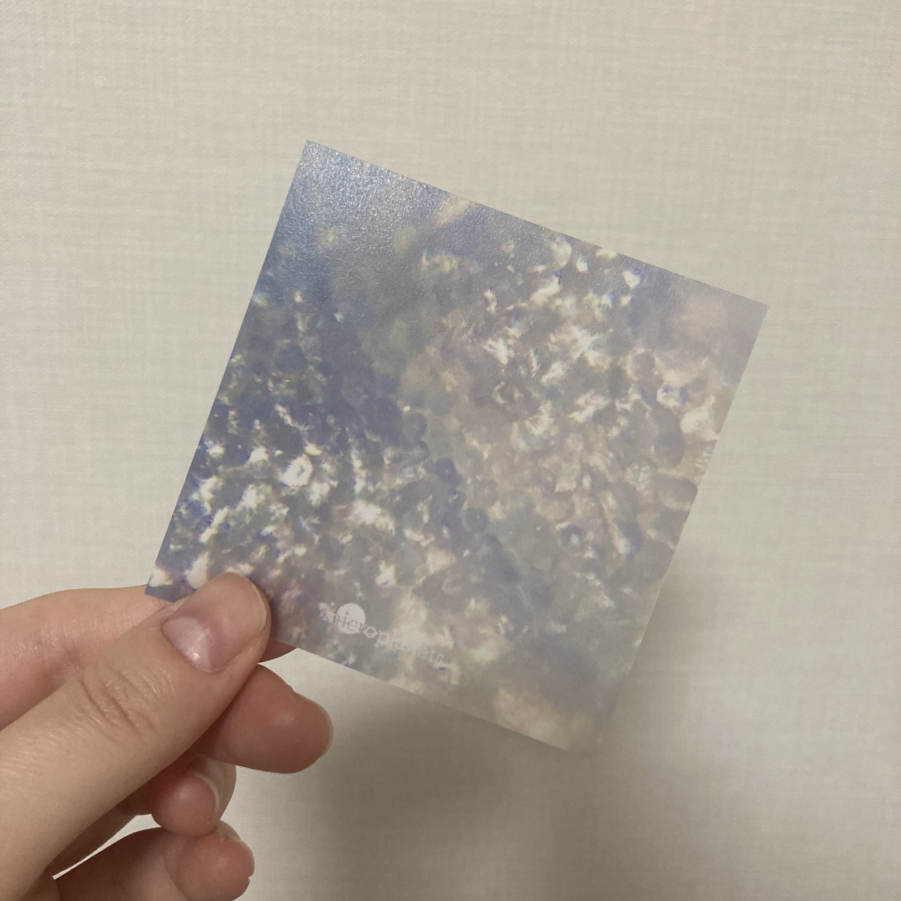 microplanetsの透明な紙