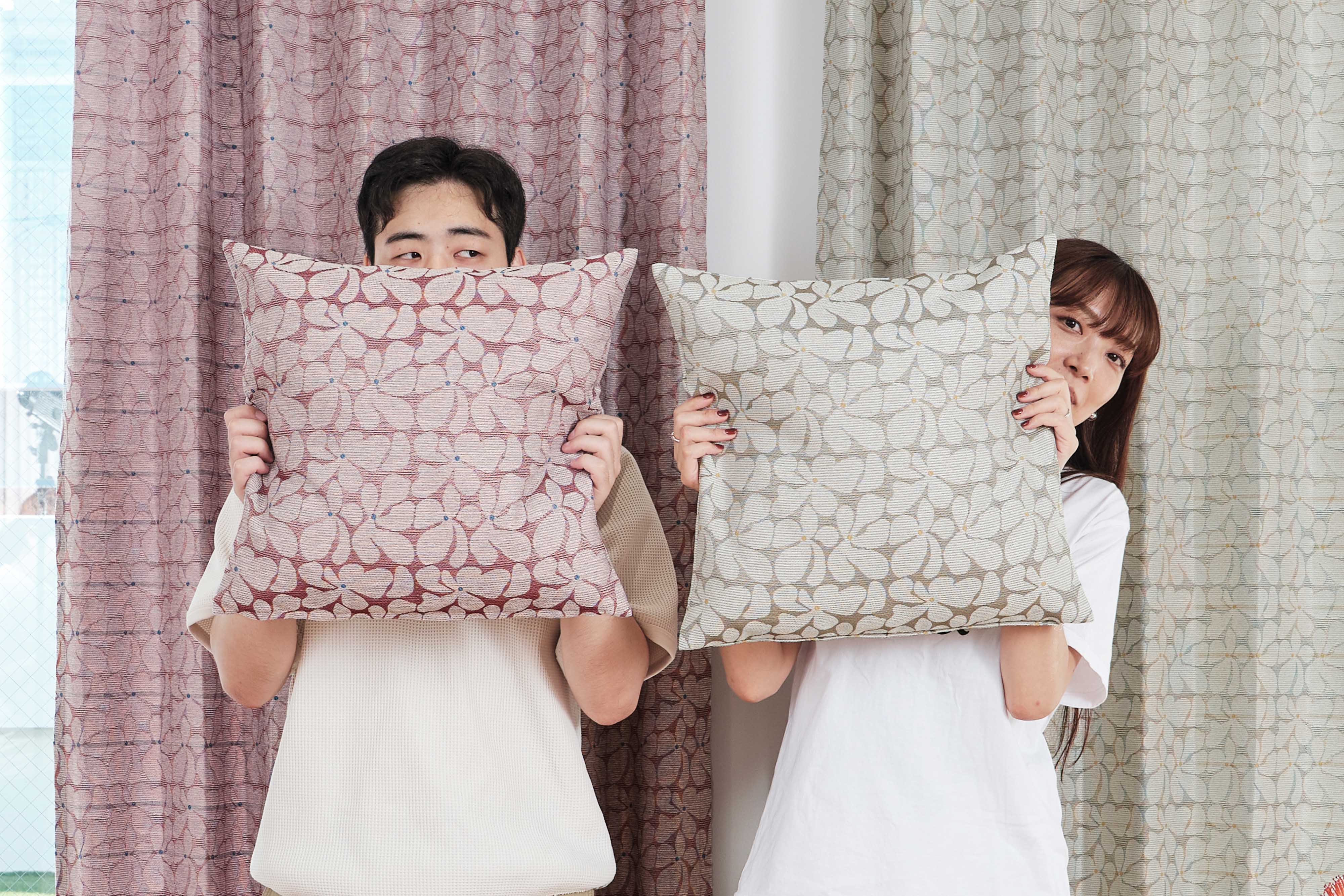 New Cushion cover「レトロナココチ」発売