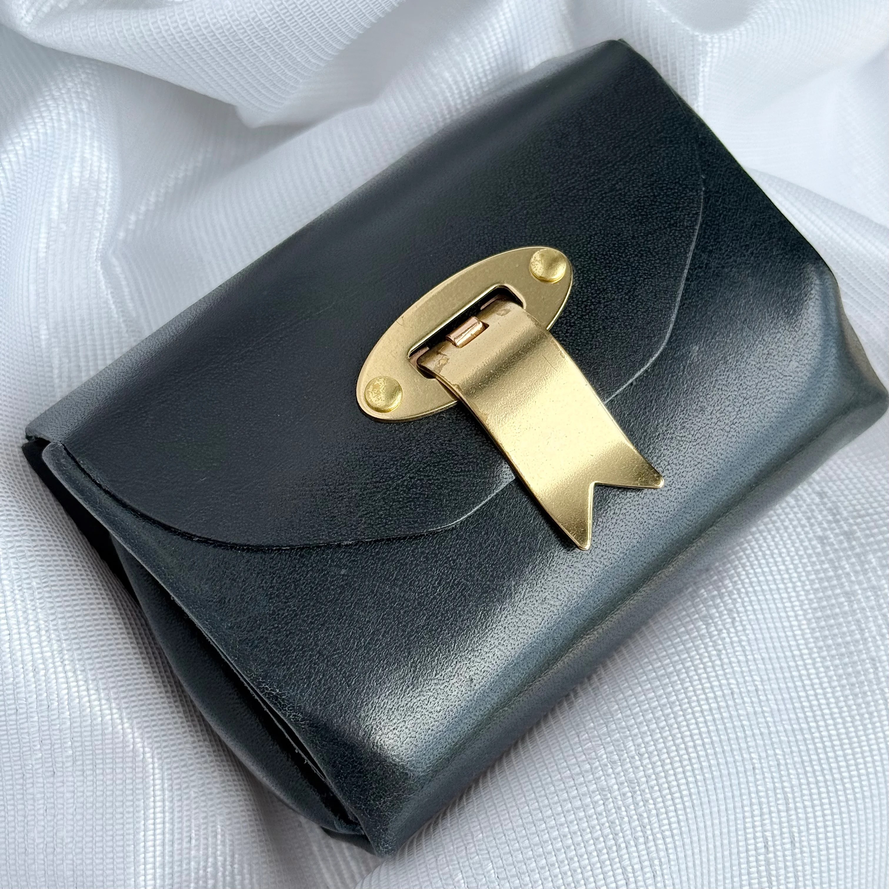 「Lotus」のリアルな感想！愛用者さんのリアルな声をご紹介