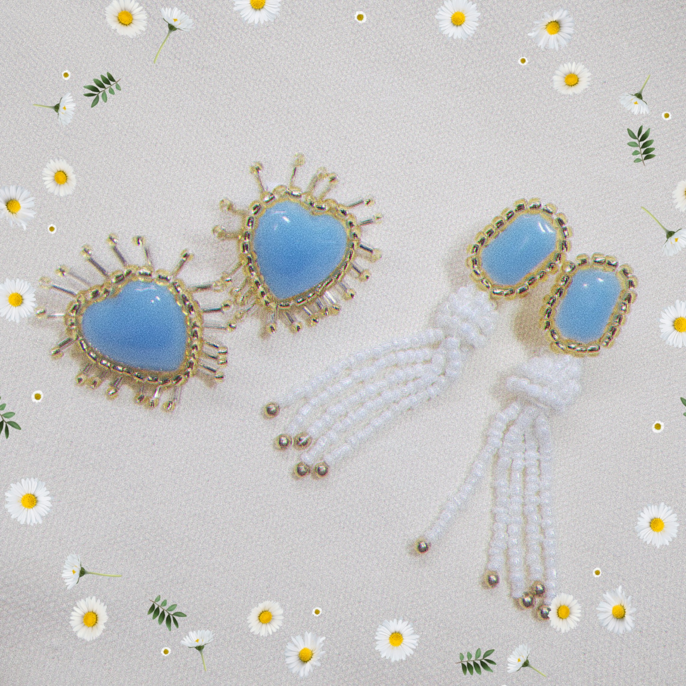 【おすすめ商品のご紹介】爽やかなブルーのビーズ刺繍アイテム