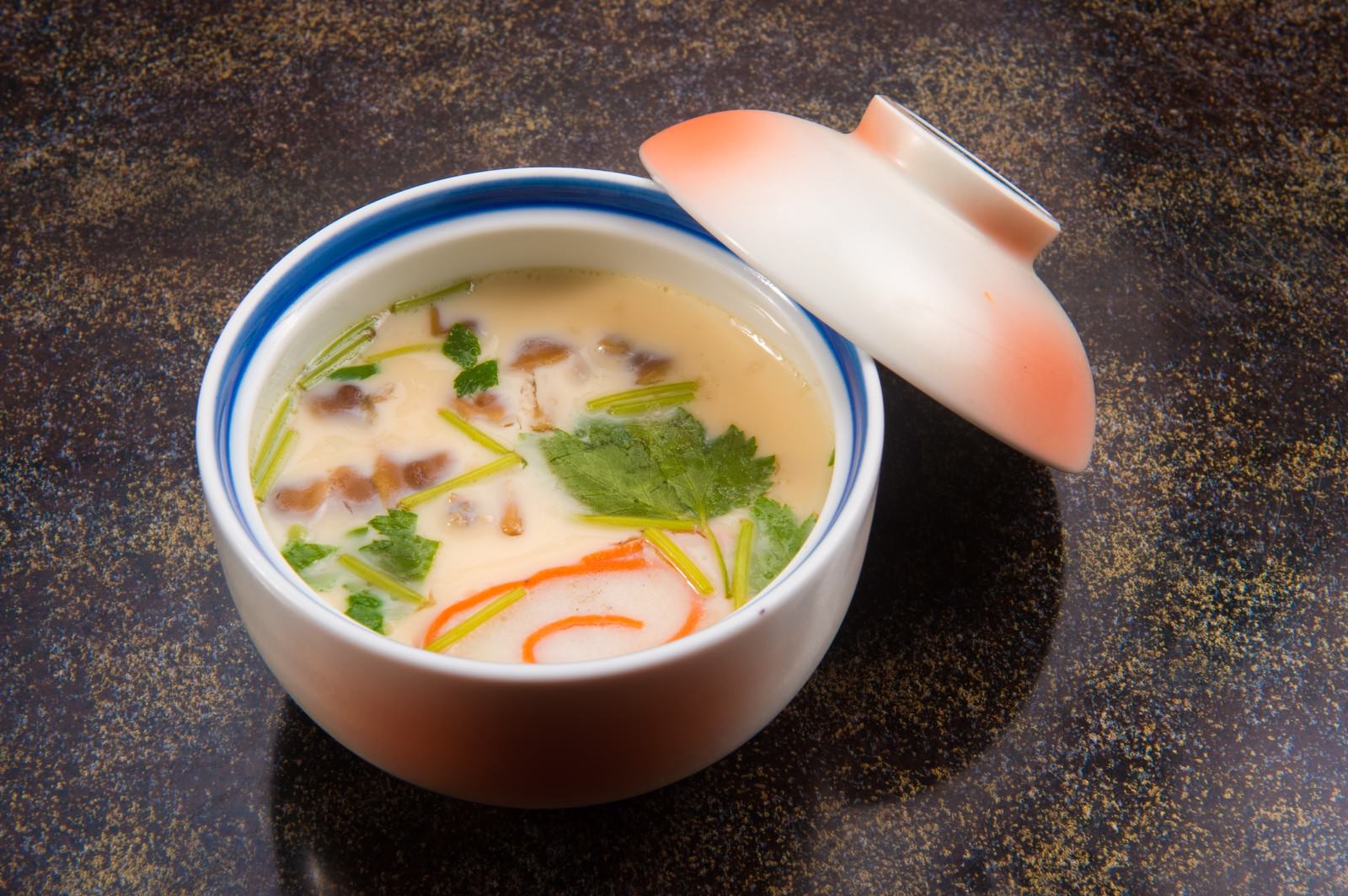 【夏の卵レシピ】紀の夢たまごの夏の冷やし茶碗蒸しで、体の中から涼やかに