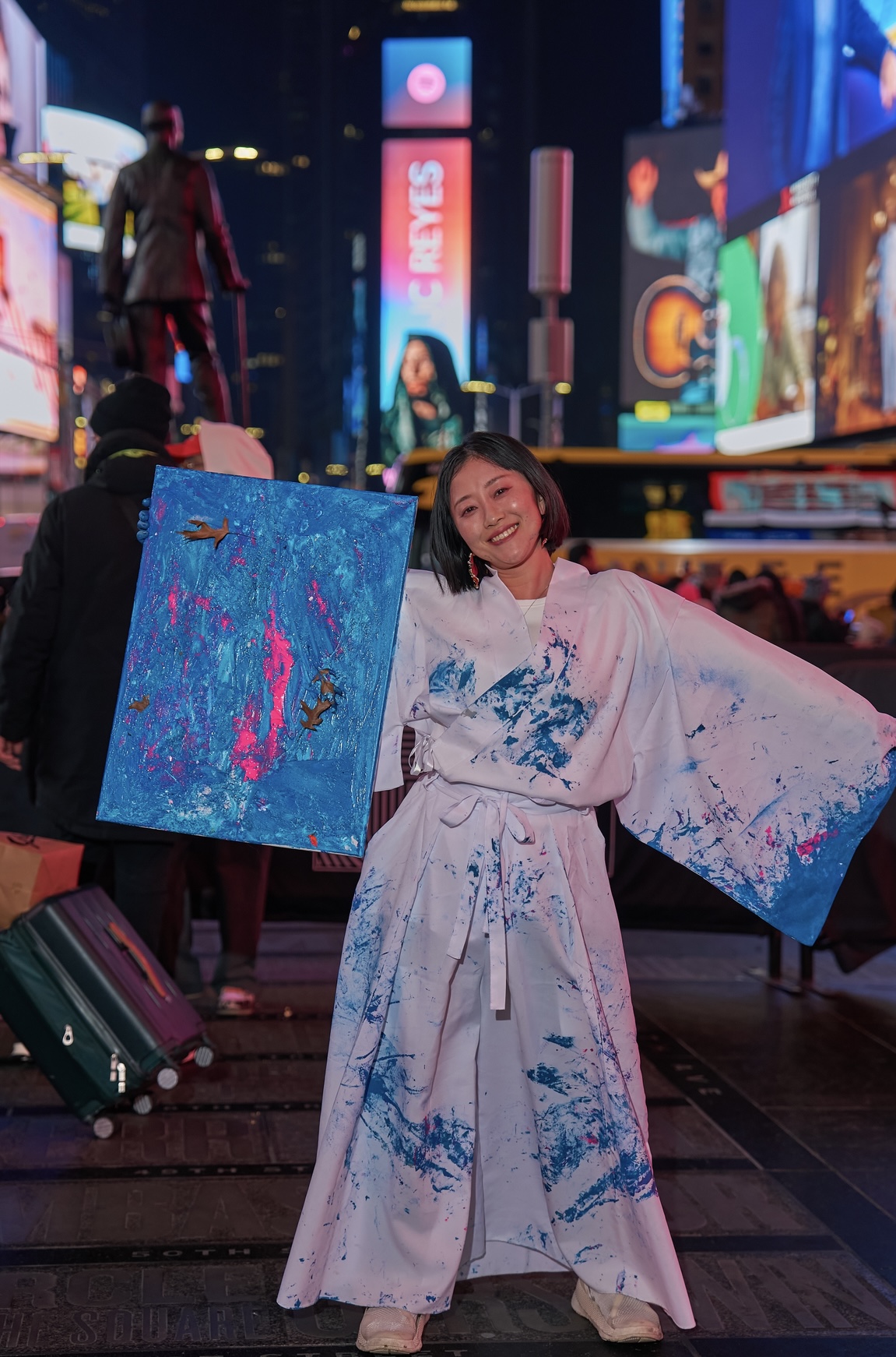 ニューヨークタイムズスクエアにて