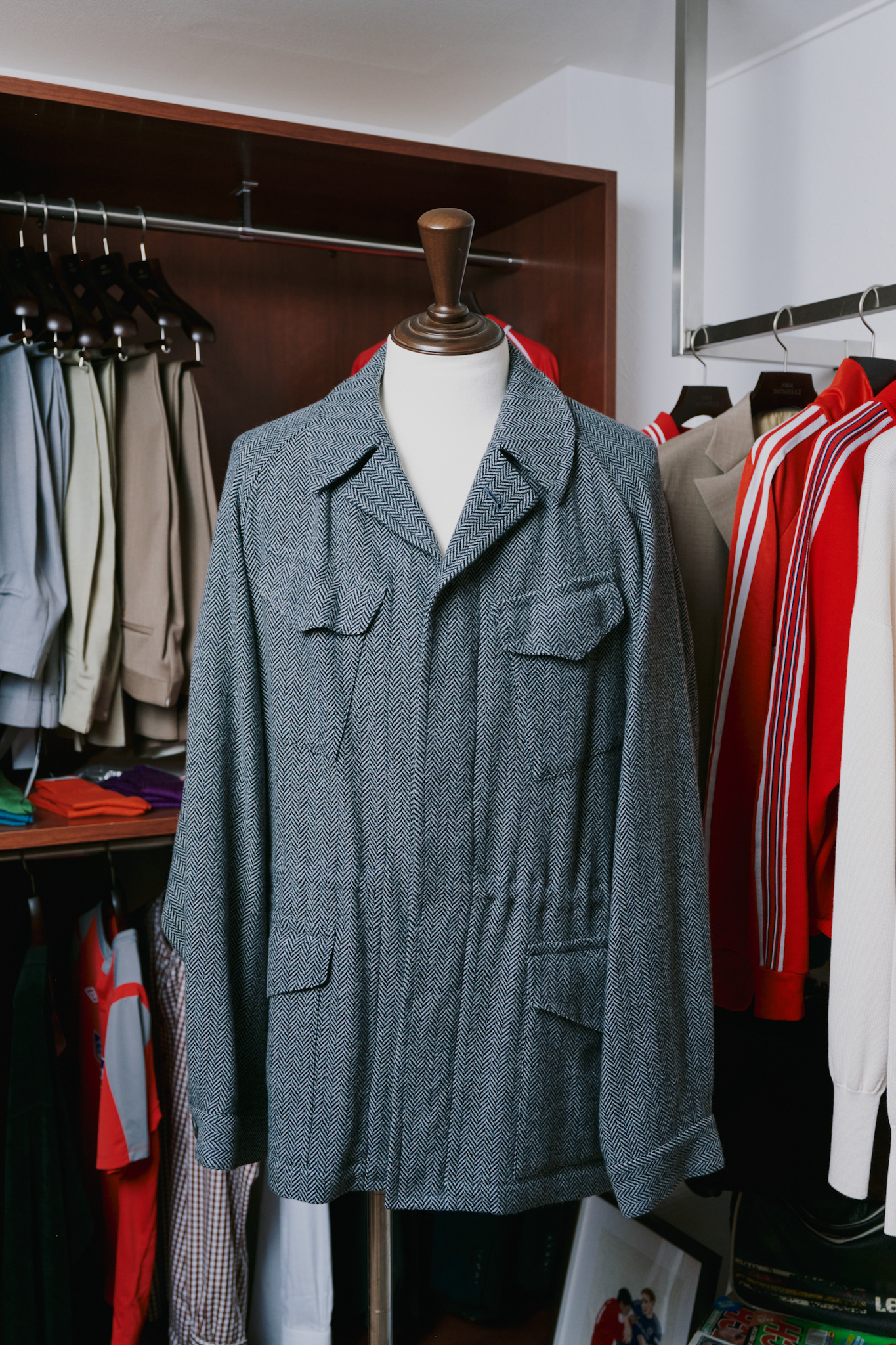 ヴィンテージ英国・イタリア生地を使用したスペシャルなミリタリーフィールドコートを製作。