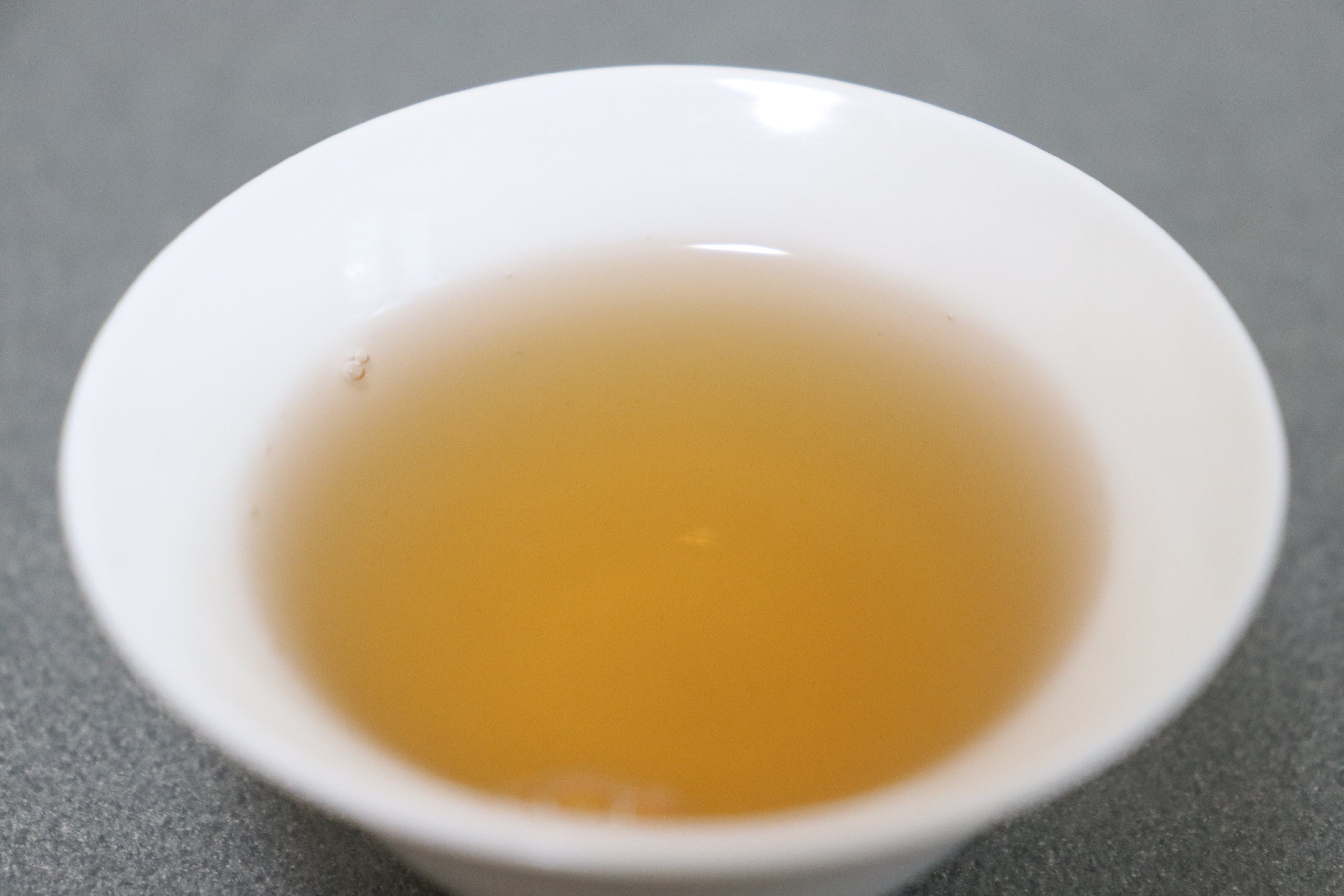 武夷山で飲む岩茶の味