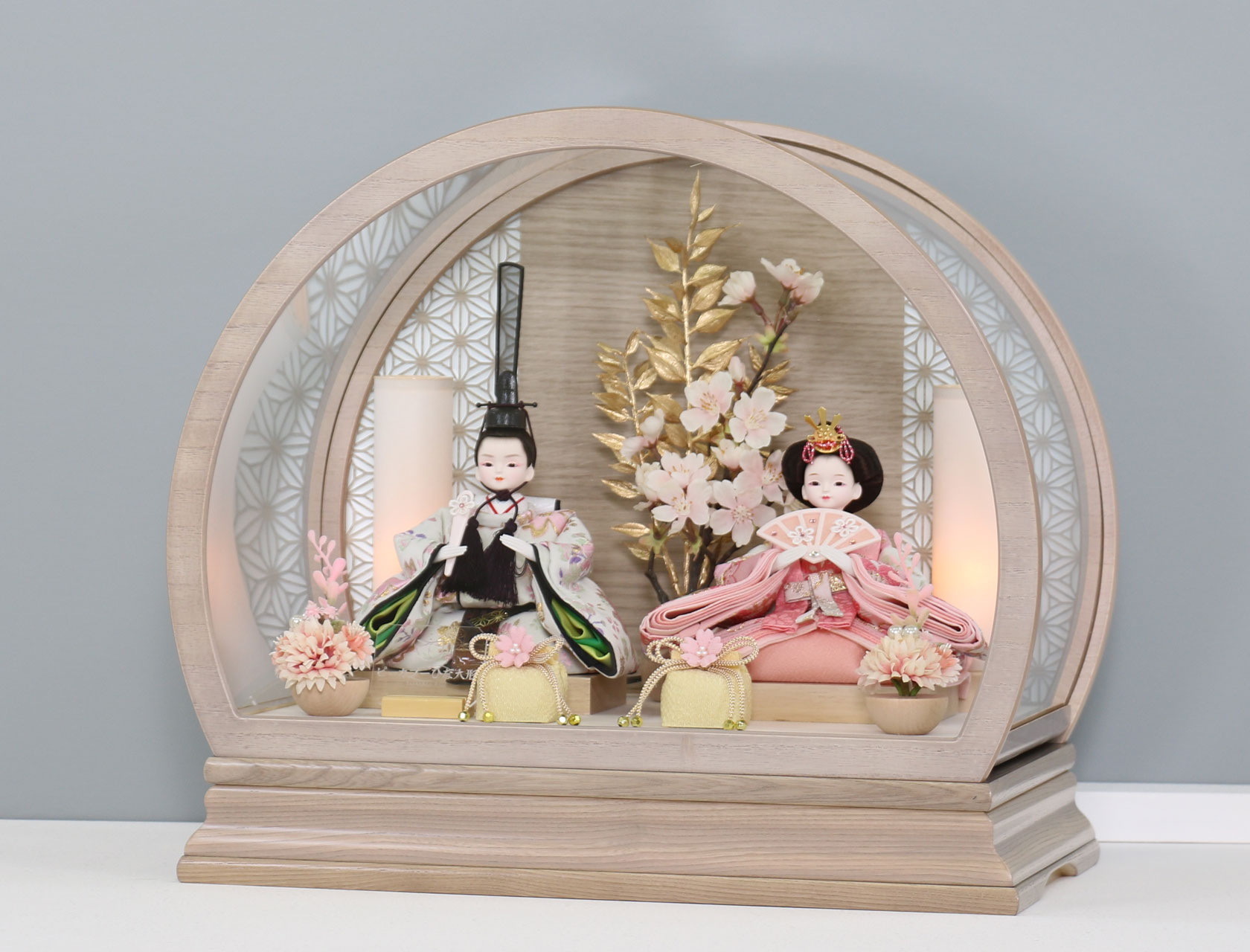 ピーカブーひな人形 羽子板 破魔弓先行発売中