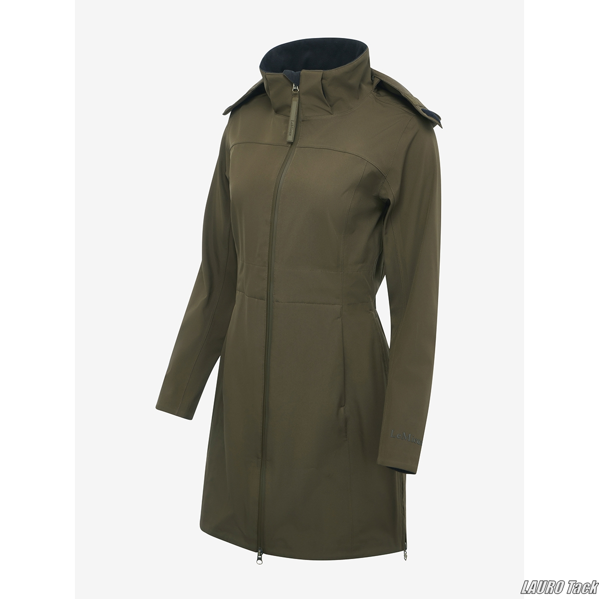 雨の日も、寒い日も。  「今日はやめようかな」を減らしてくれるライディングジャケット