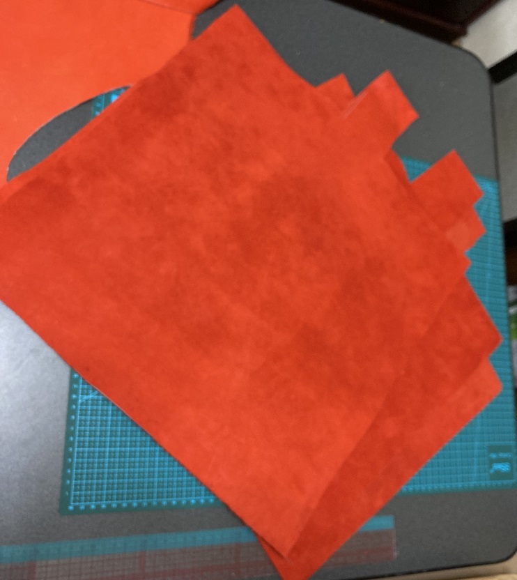 四角いサンドバッグを製作中です