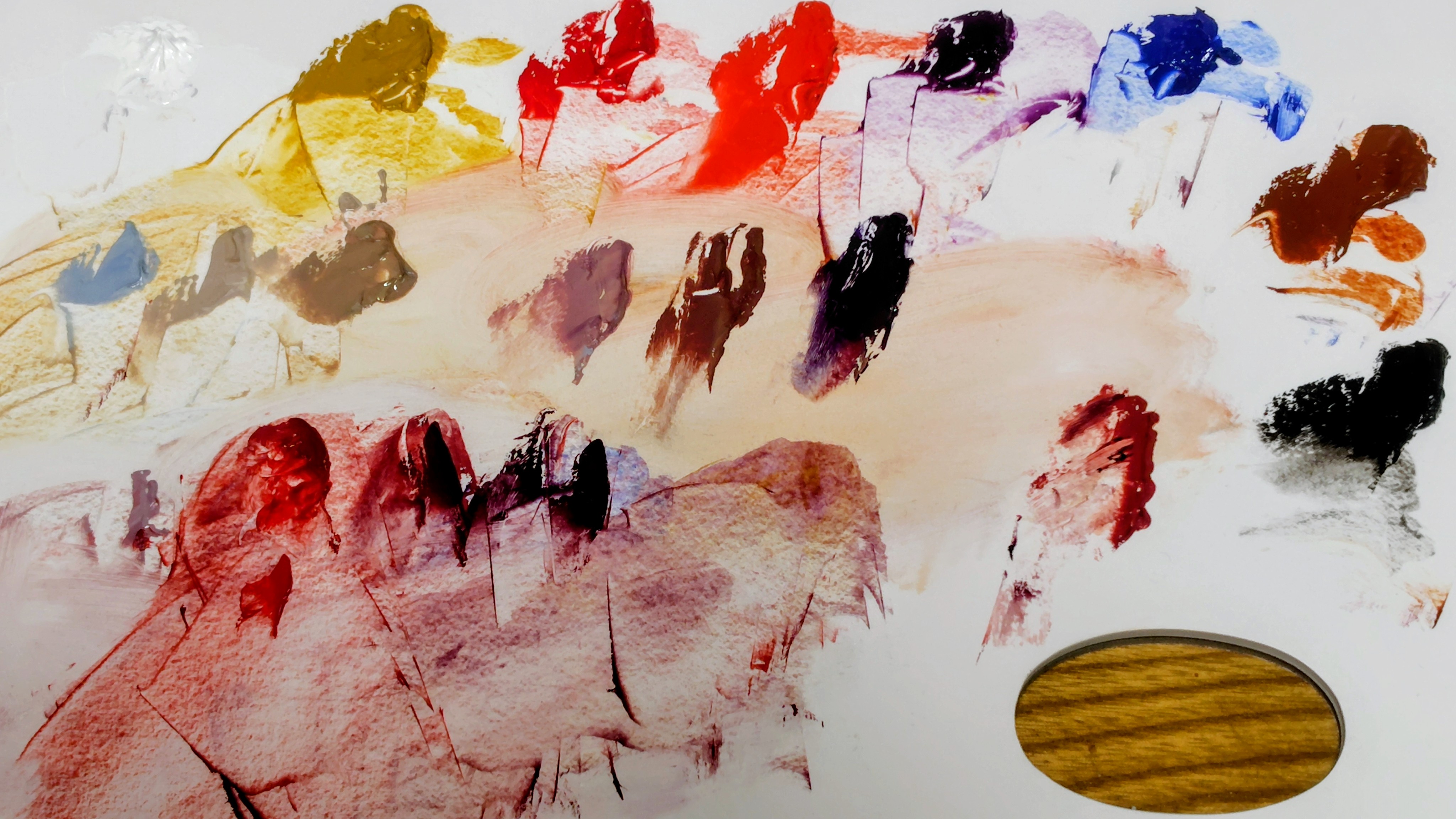 パレットに出した油絵の具の乾燥を遅らせる保存方法