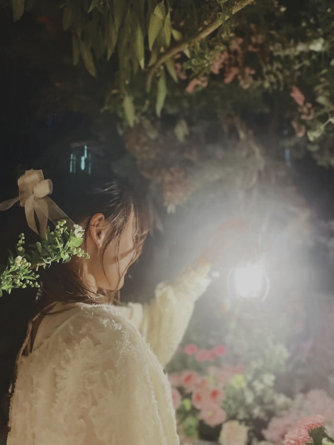 【私の茨道には花が咲いている】