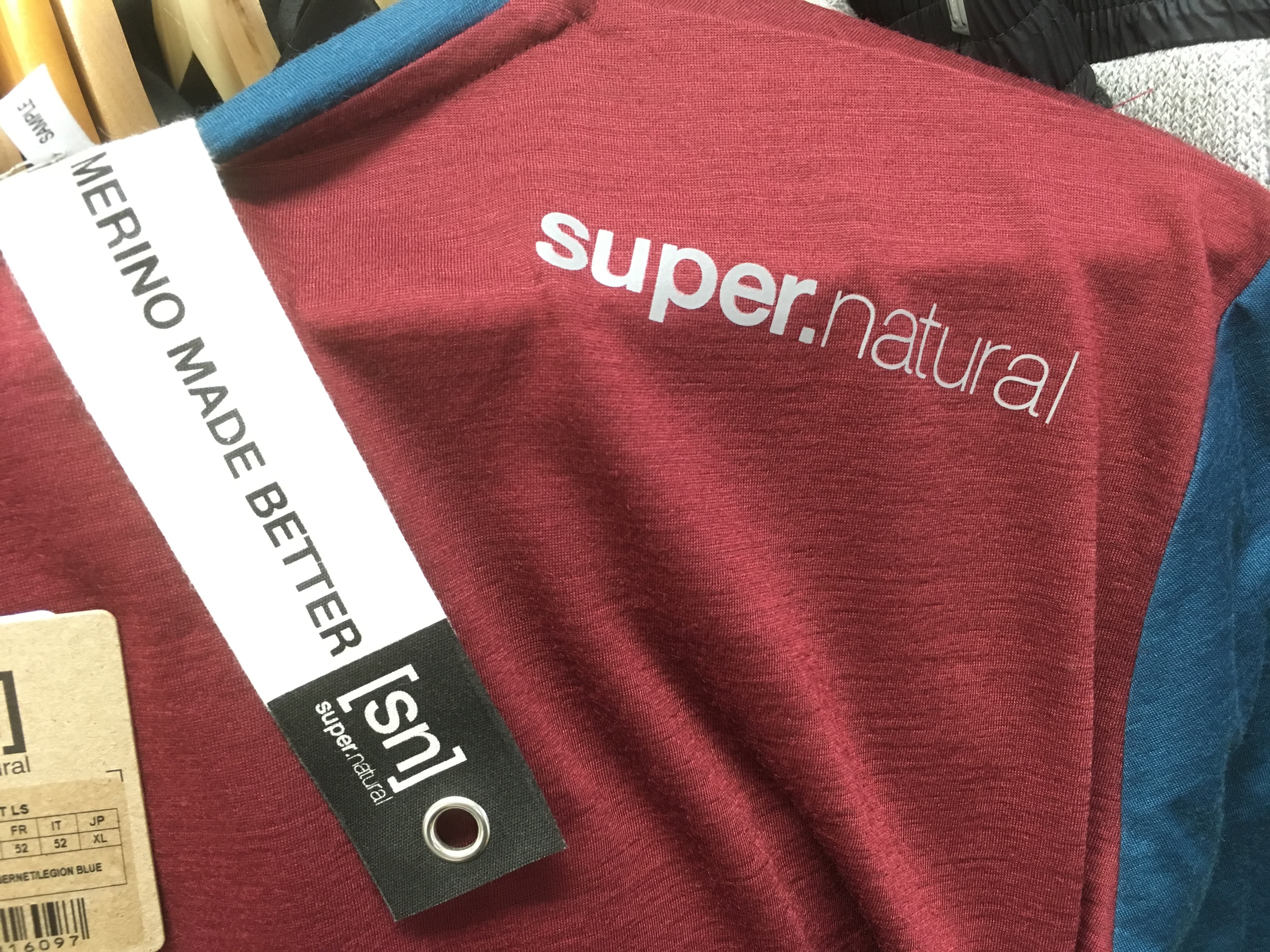メリノウールの魅力「軽量性」に迫る！（sn super.natural）