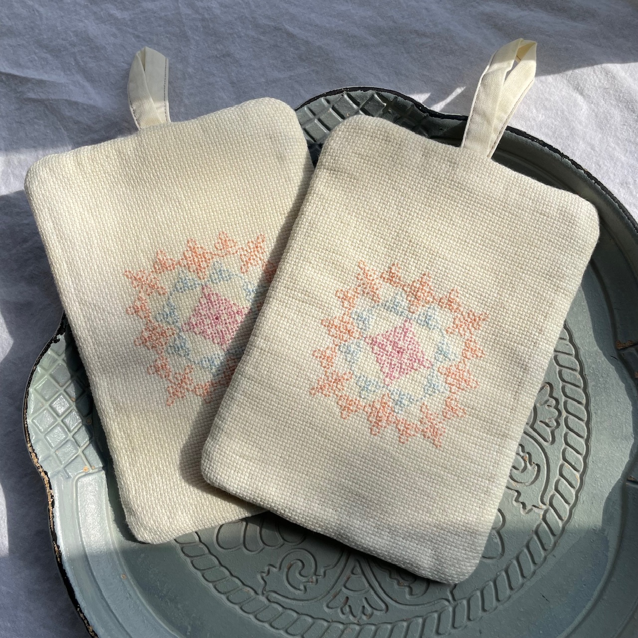 唯一無二の世界観が優しいnuytoさんの1点もの作品、今年も始まりました！