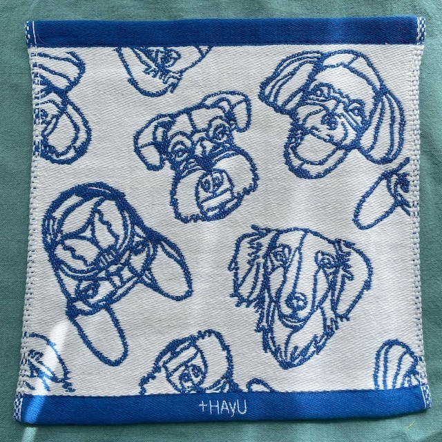 HAyUさんのワイヤーアートがデザインされたジャガードタオル再入荷しました。