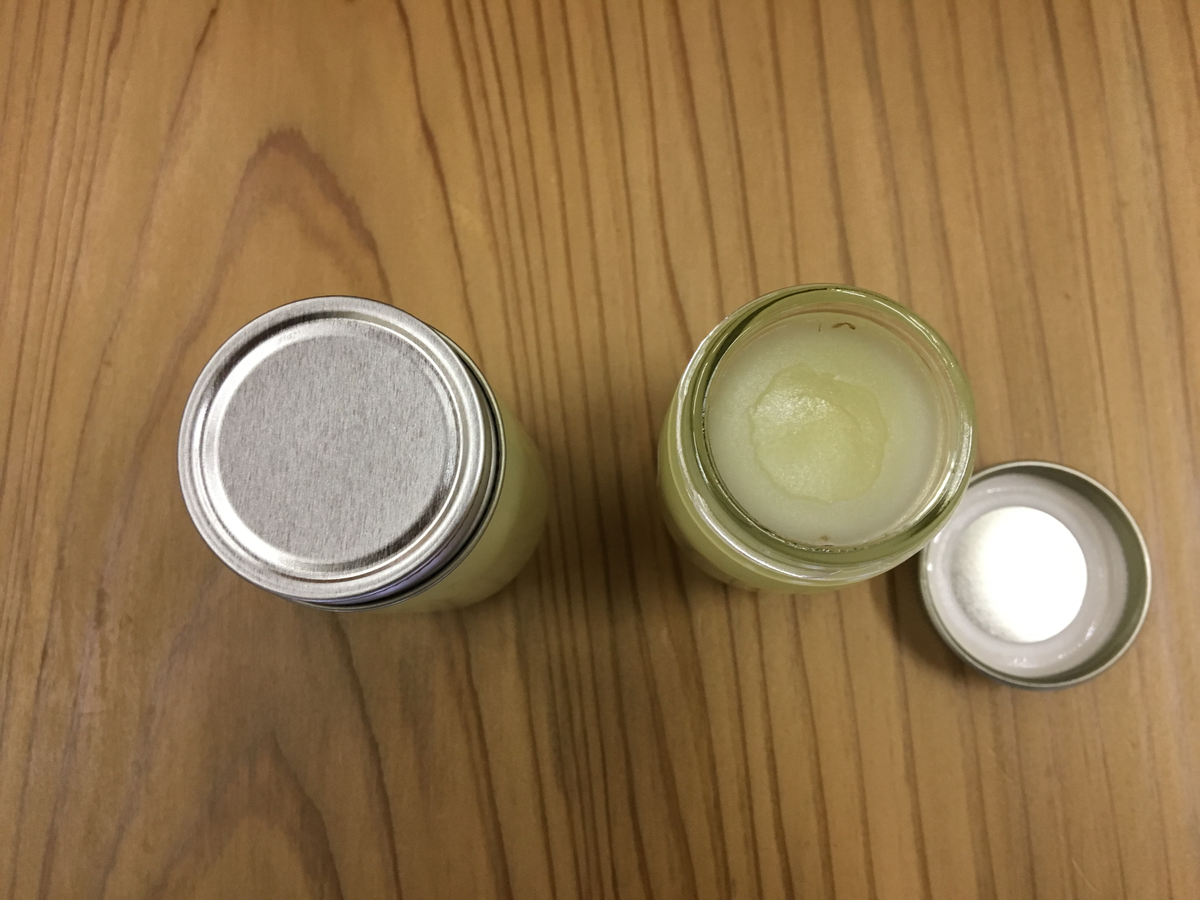 木の自然派塗料の蜜蝋ワックス