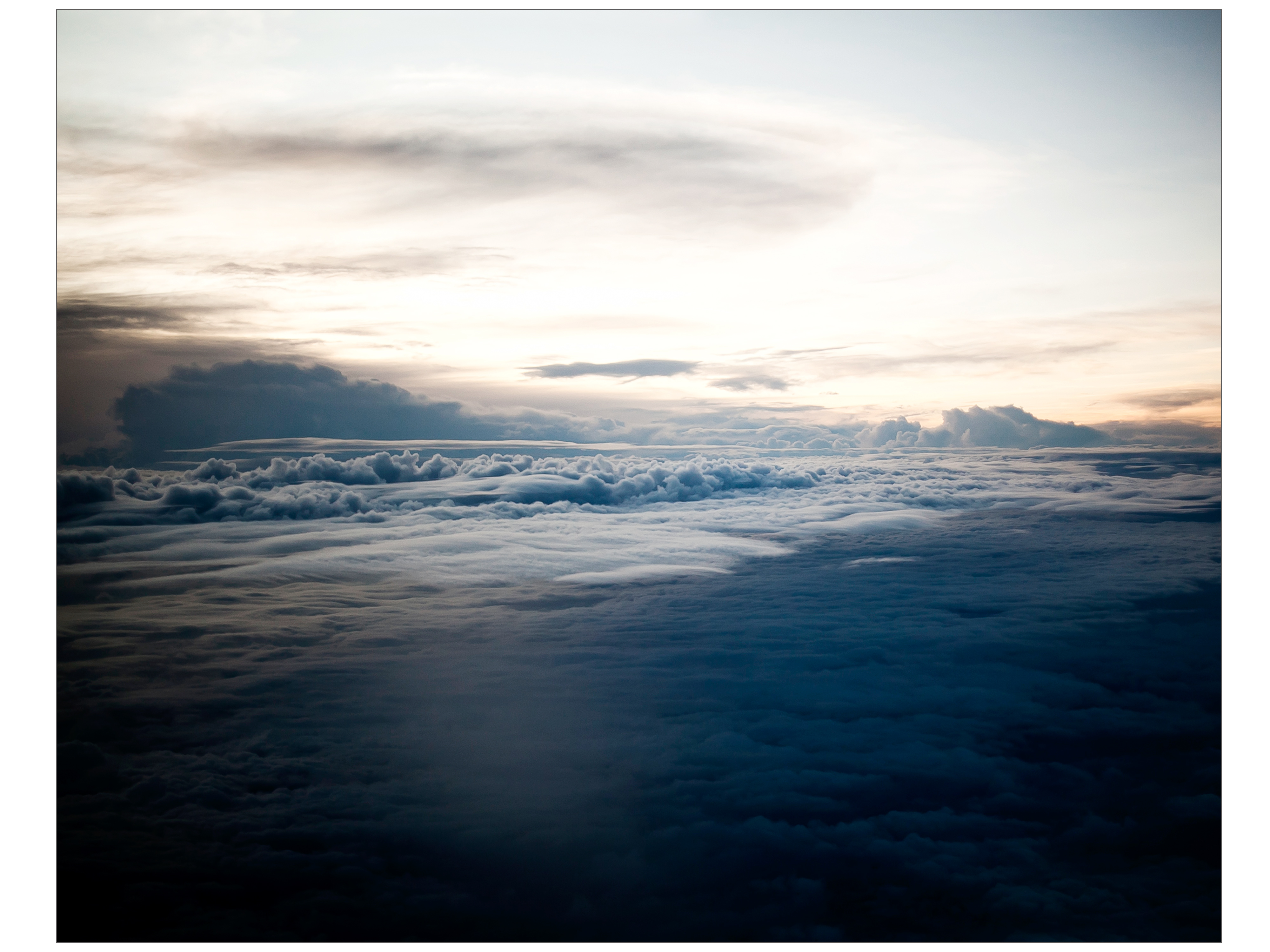 Stock Photo AIR　　　　飛行機から撮影した雲の上の写真です。