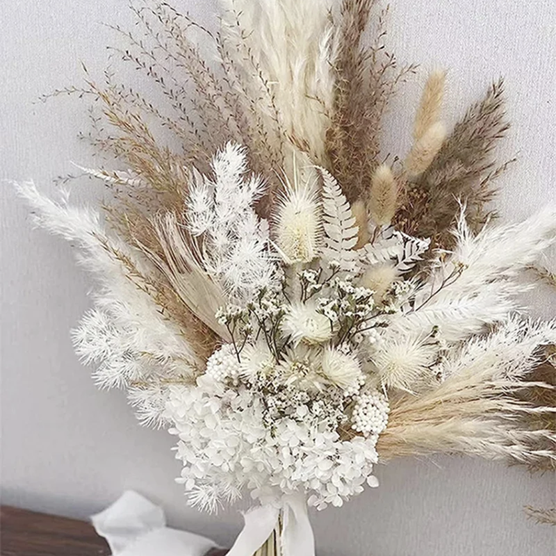 ドライフラワーで華やかさをプラス⋆｡:ﾟ･