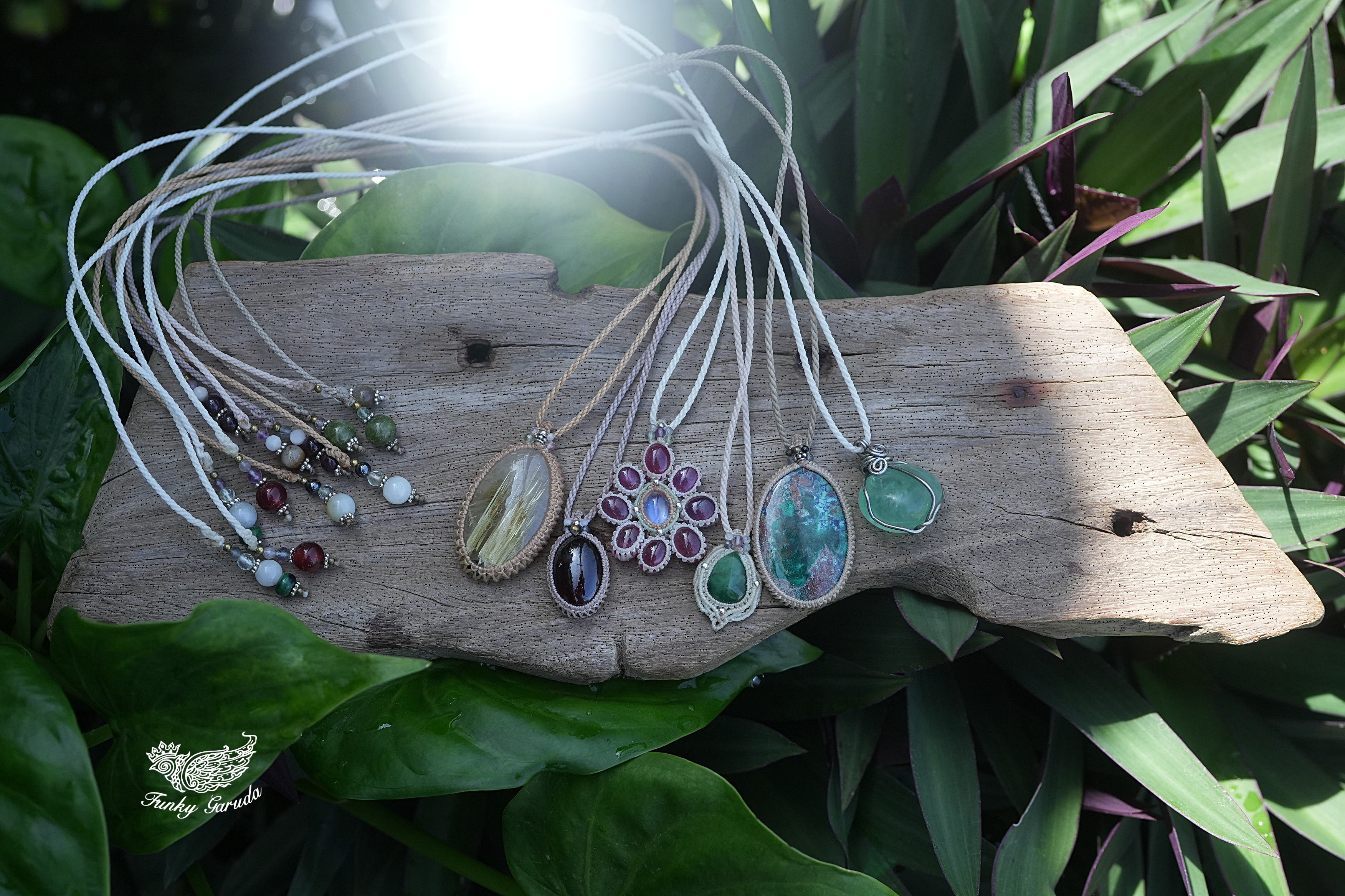 11月8日(土)20時 新作ネックレス販売開始いたします。