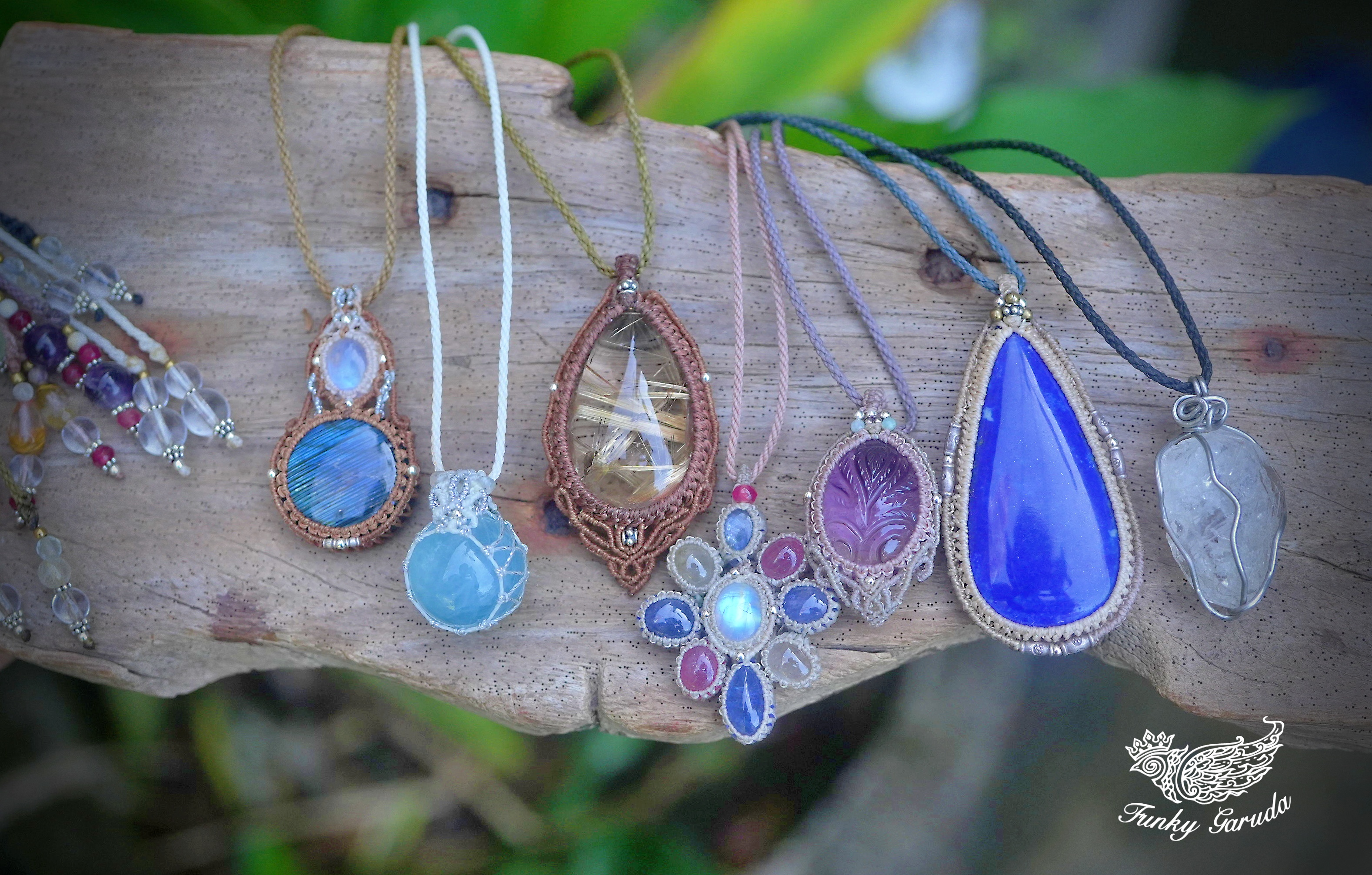 10月12日(土)20時 新作ネックレス 11 点