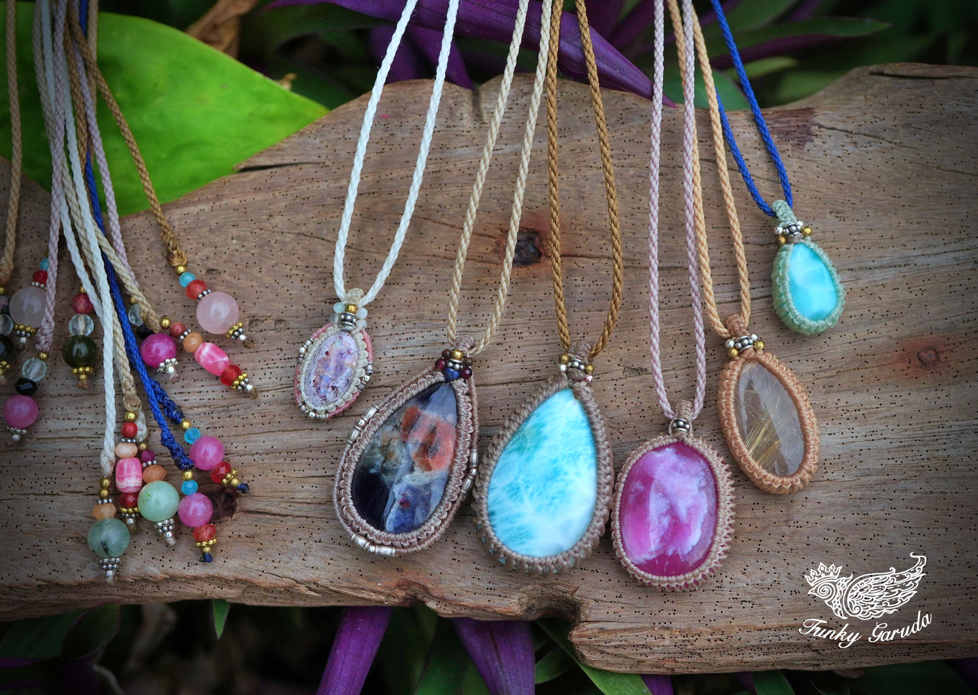 4月12日(土)20時 新作 マクラメネックレス 6点