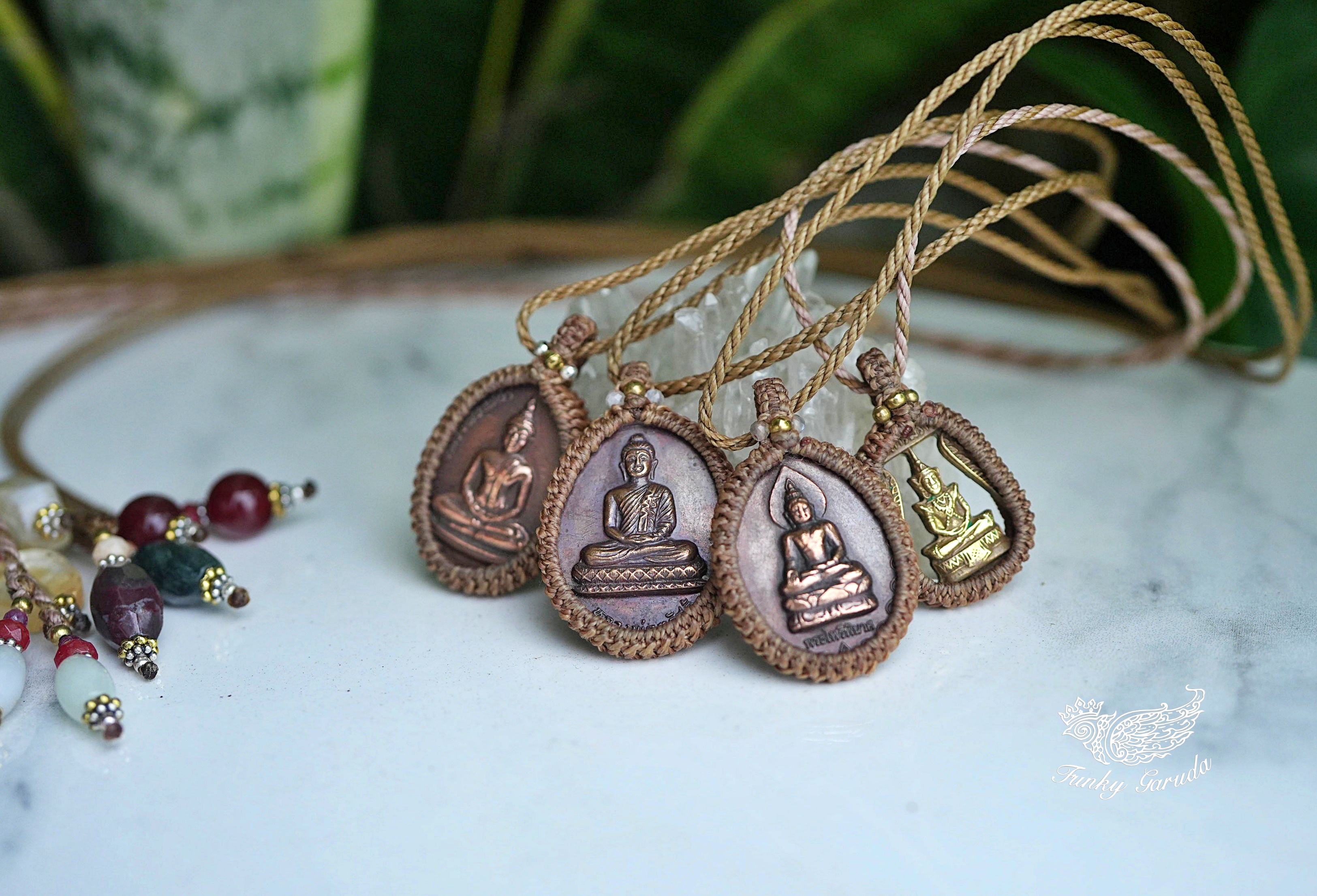 12月6日(金)20:00 タイ仏陀様 お守りペンダント販売開始