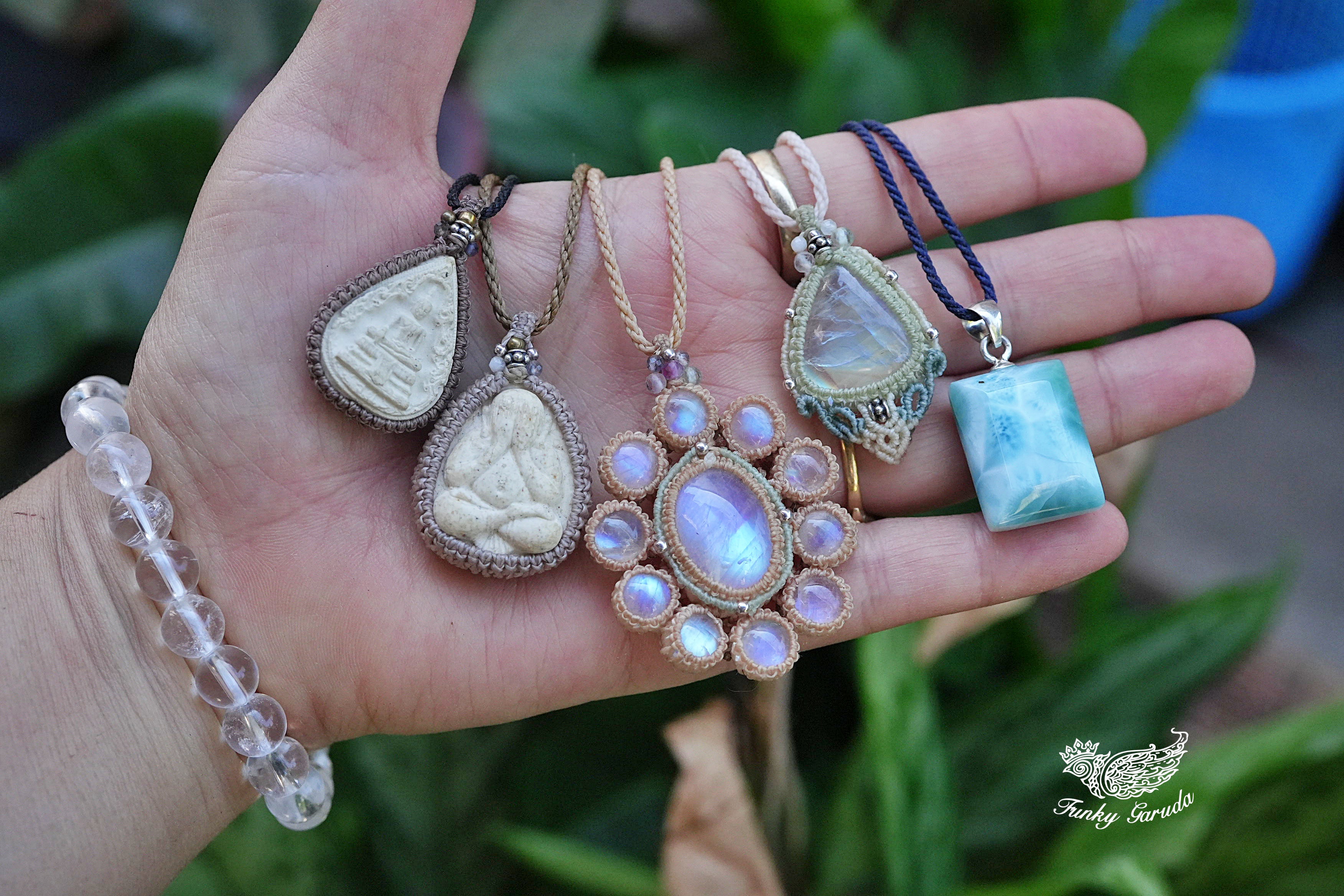 1月31日（土）20時 新作5点