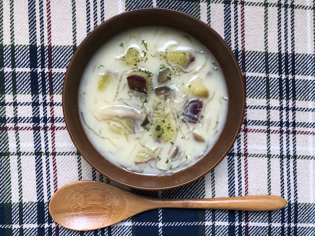 【レシピ紹介♪】プチマリンの入ったさつまいも🍠の豆乳スープ