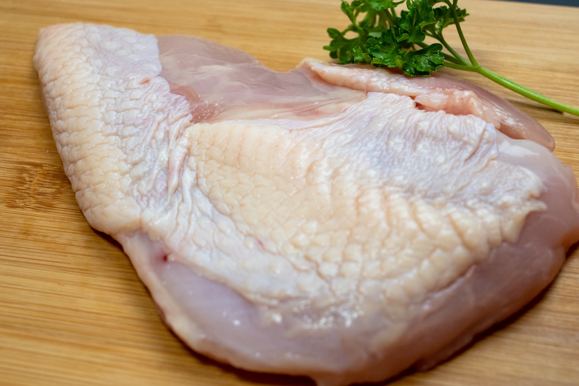 鶏肉に含まれる栄養成分と健康効果。