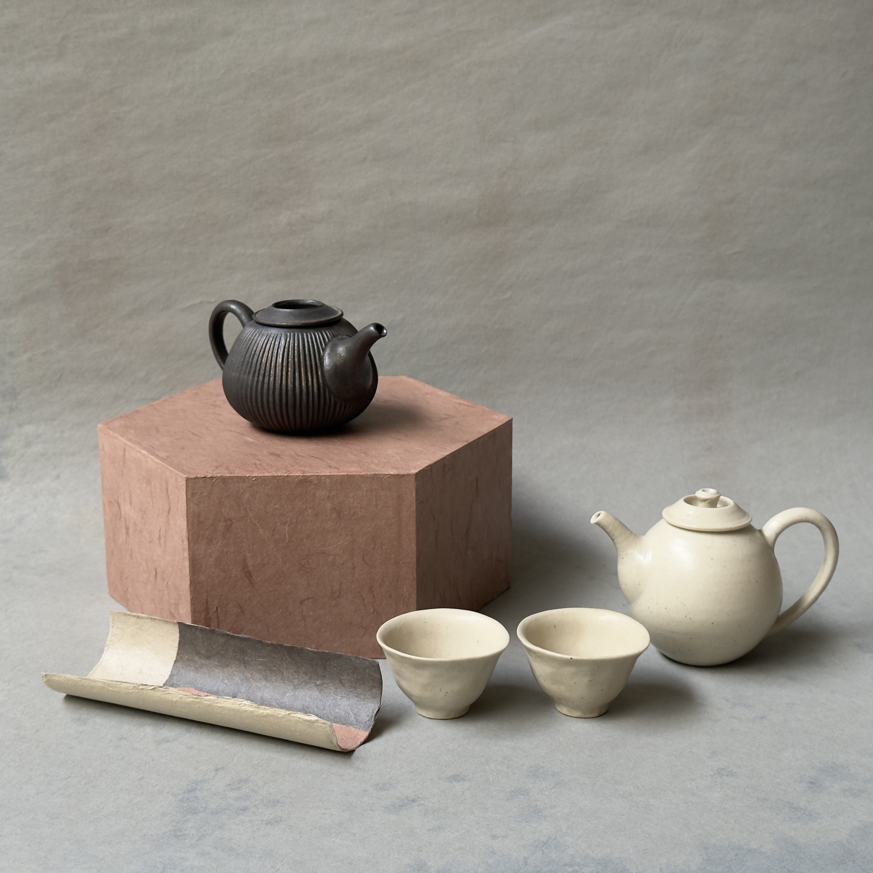 【中国茶器展】2/6(木)-13(木)　作家紹介 鈴木進さん、手々さん