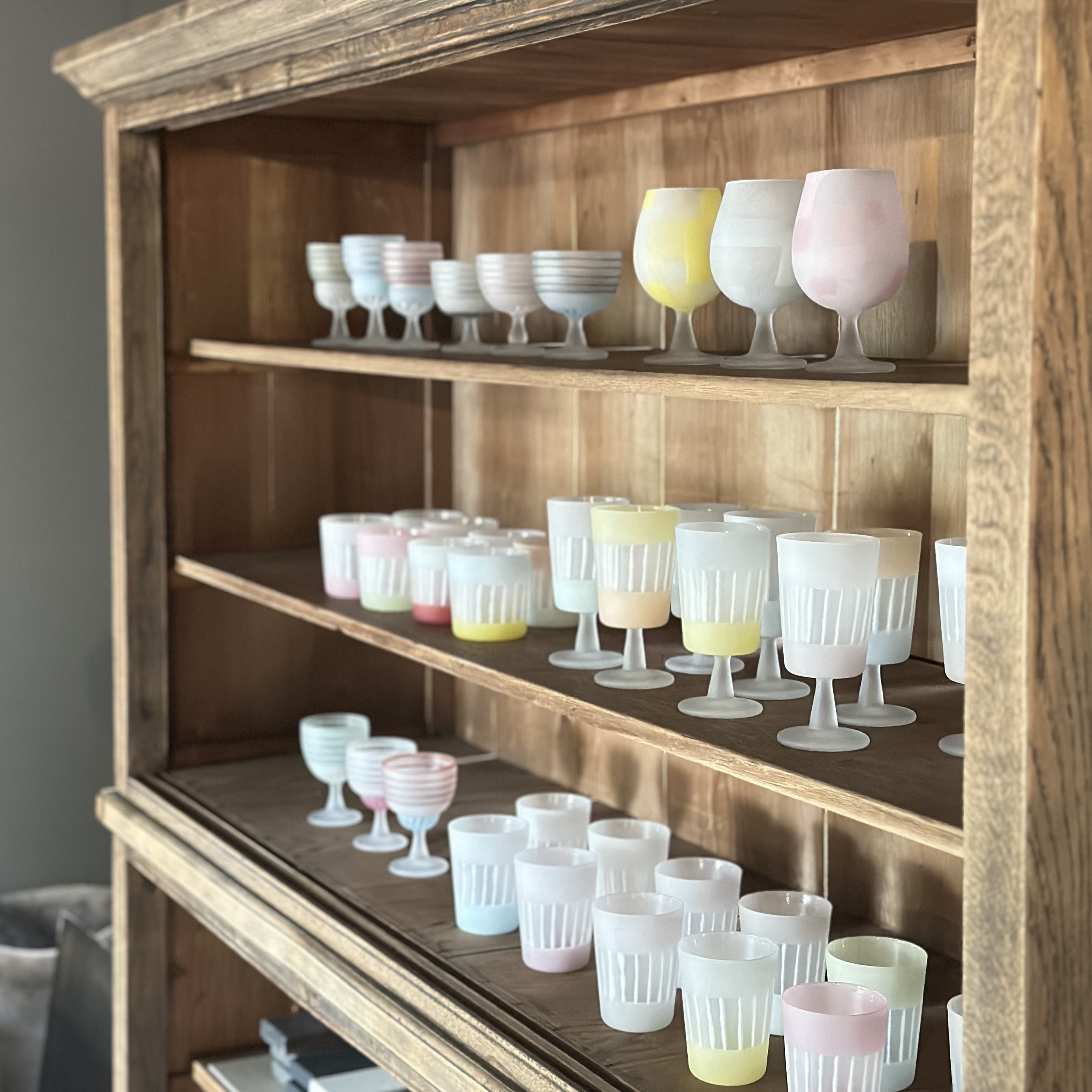 【キムドンヒ 展】 -色をつむぐ- 明日から始まります