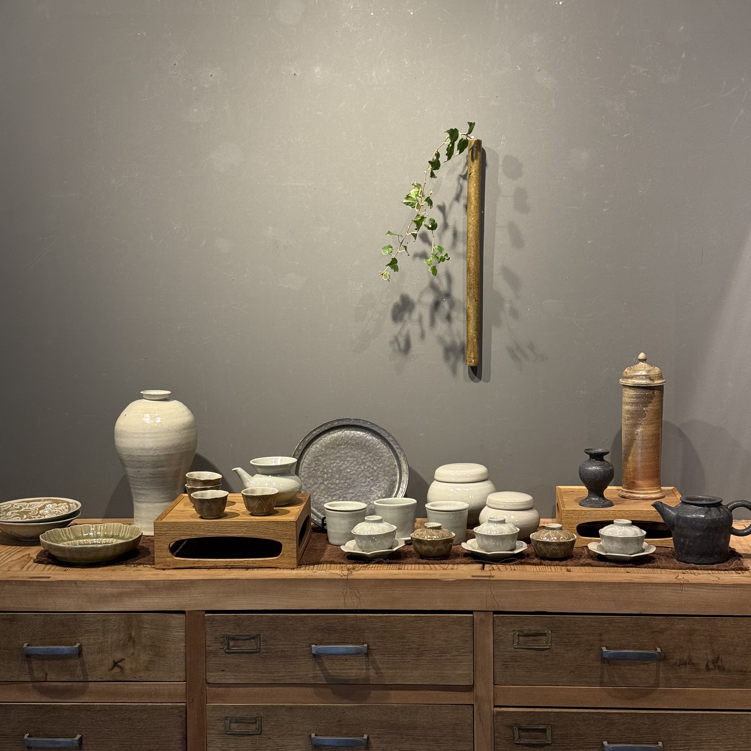 【日高伸治 展】 -余韻と余白- 明日から始まります