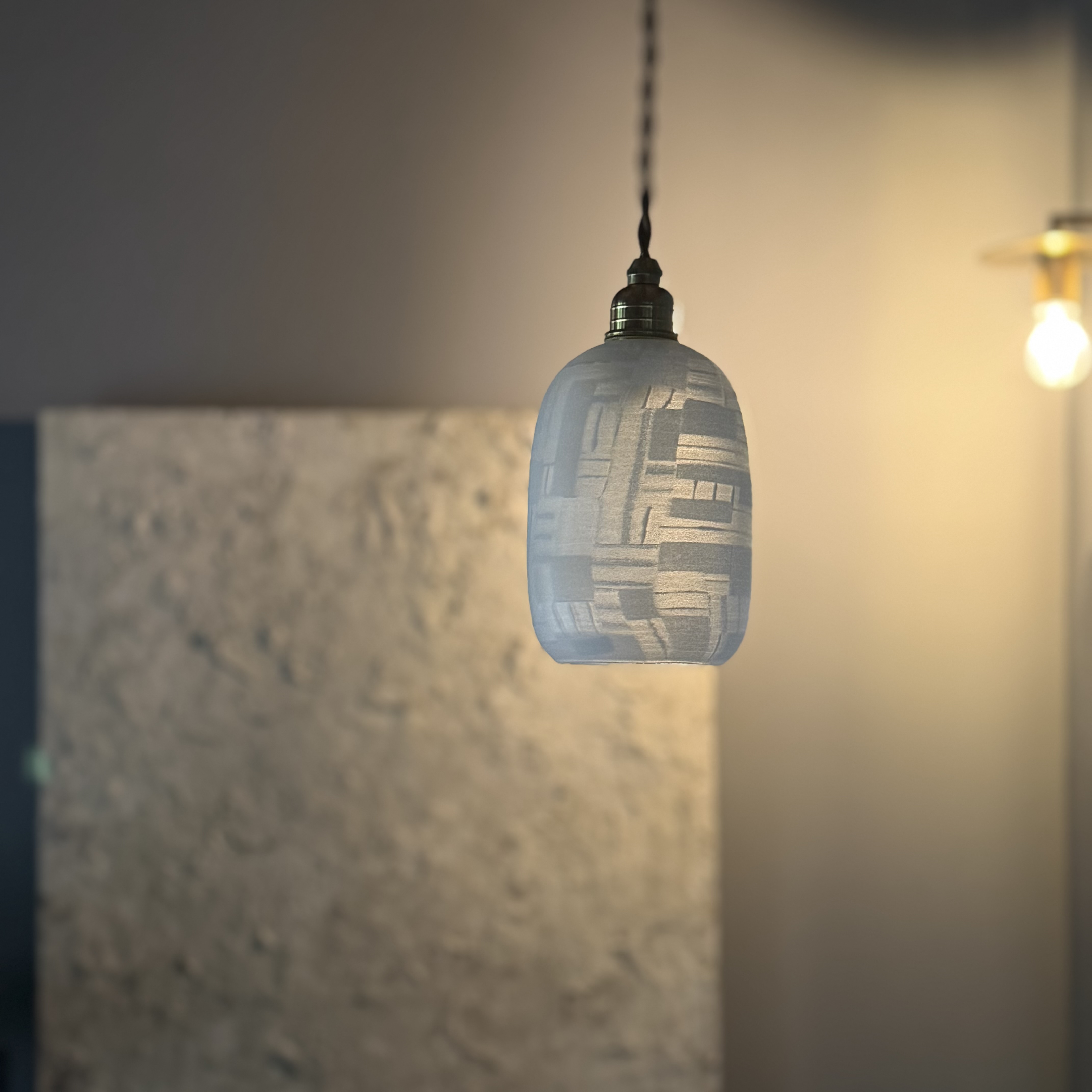 【キムドンヒ 展】-透ける余白- 開催中です