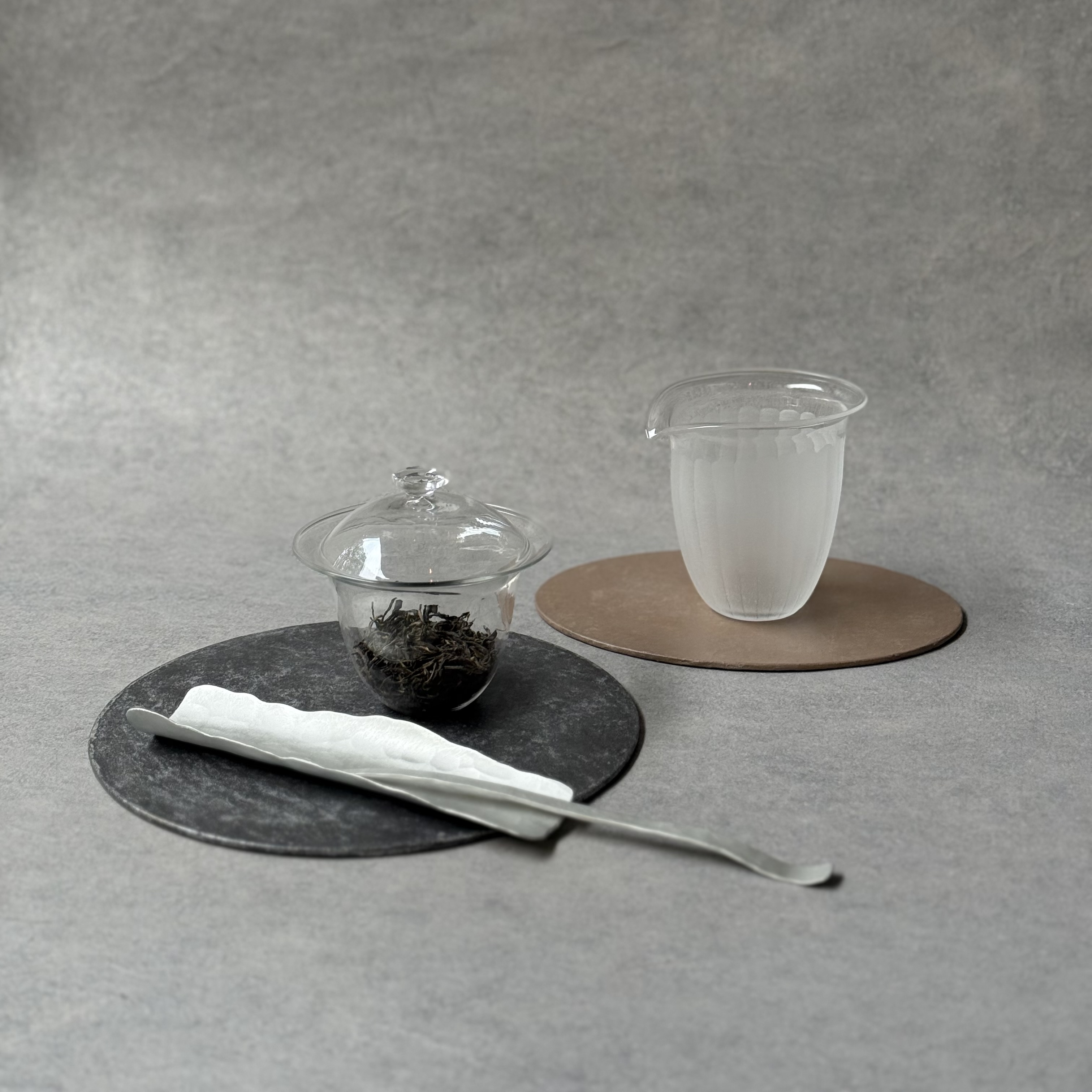 【中国茶器展】2/5(木)から始まります 参加作家/目片千恵さん、紙漉キハタノさん、ハタノワタルさん