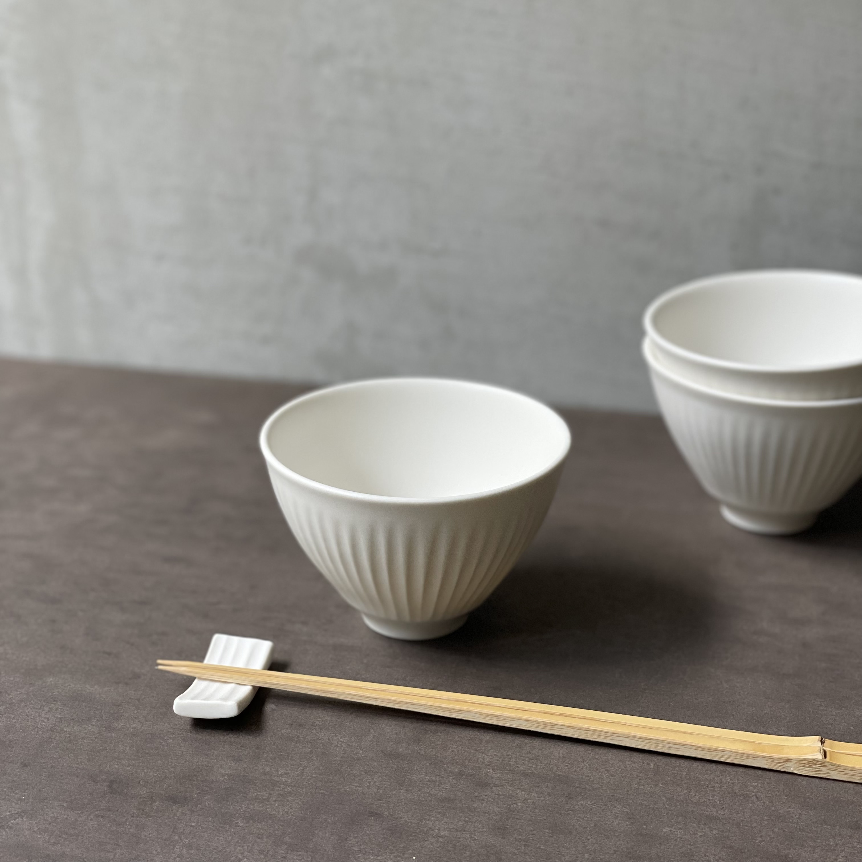 スエトシヒロ さんの作品を online shop でご紹介しております