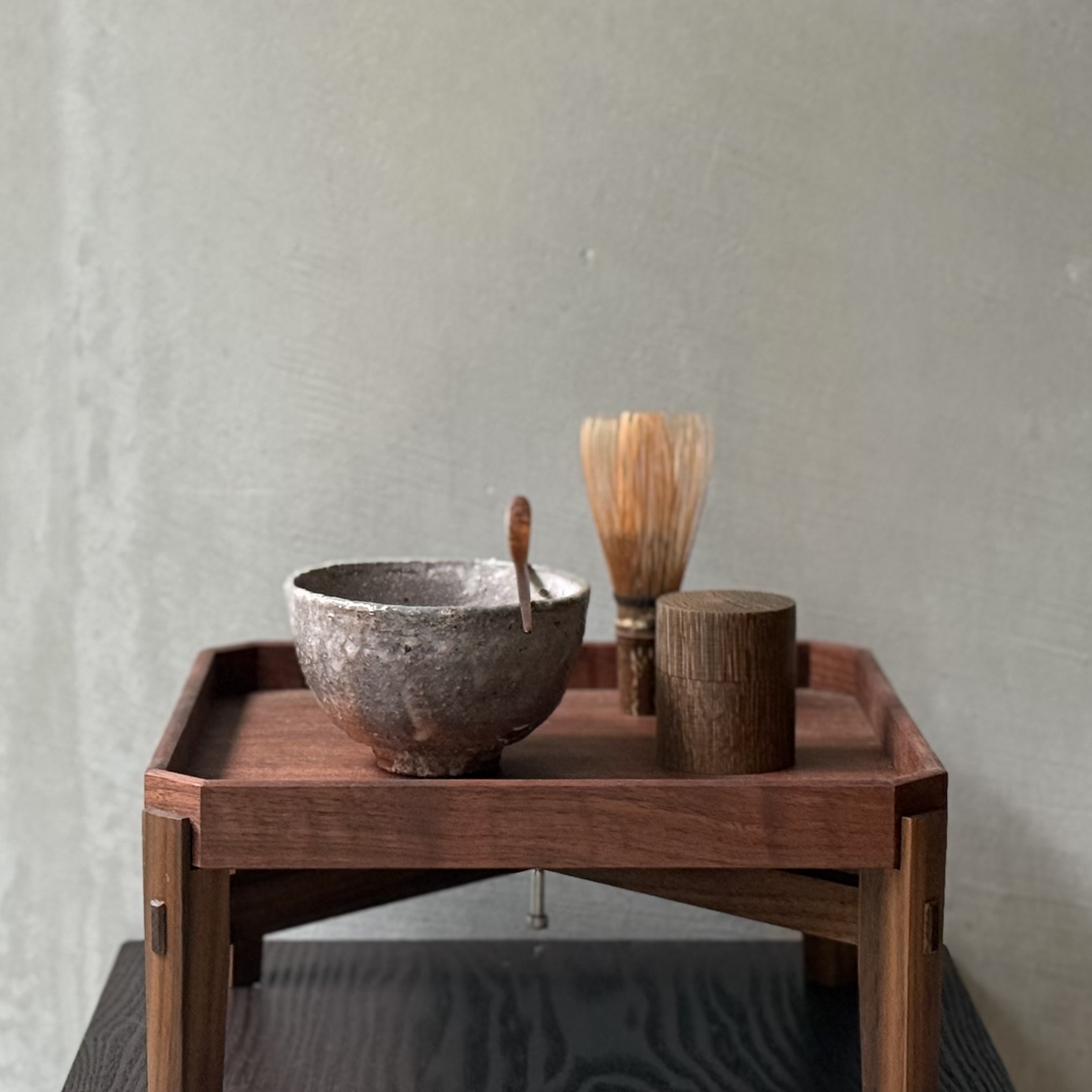 【お茶展】参加作家　塩鶴るりこさん、田澤祐介さん