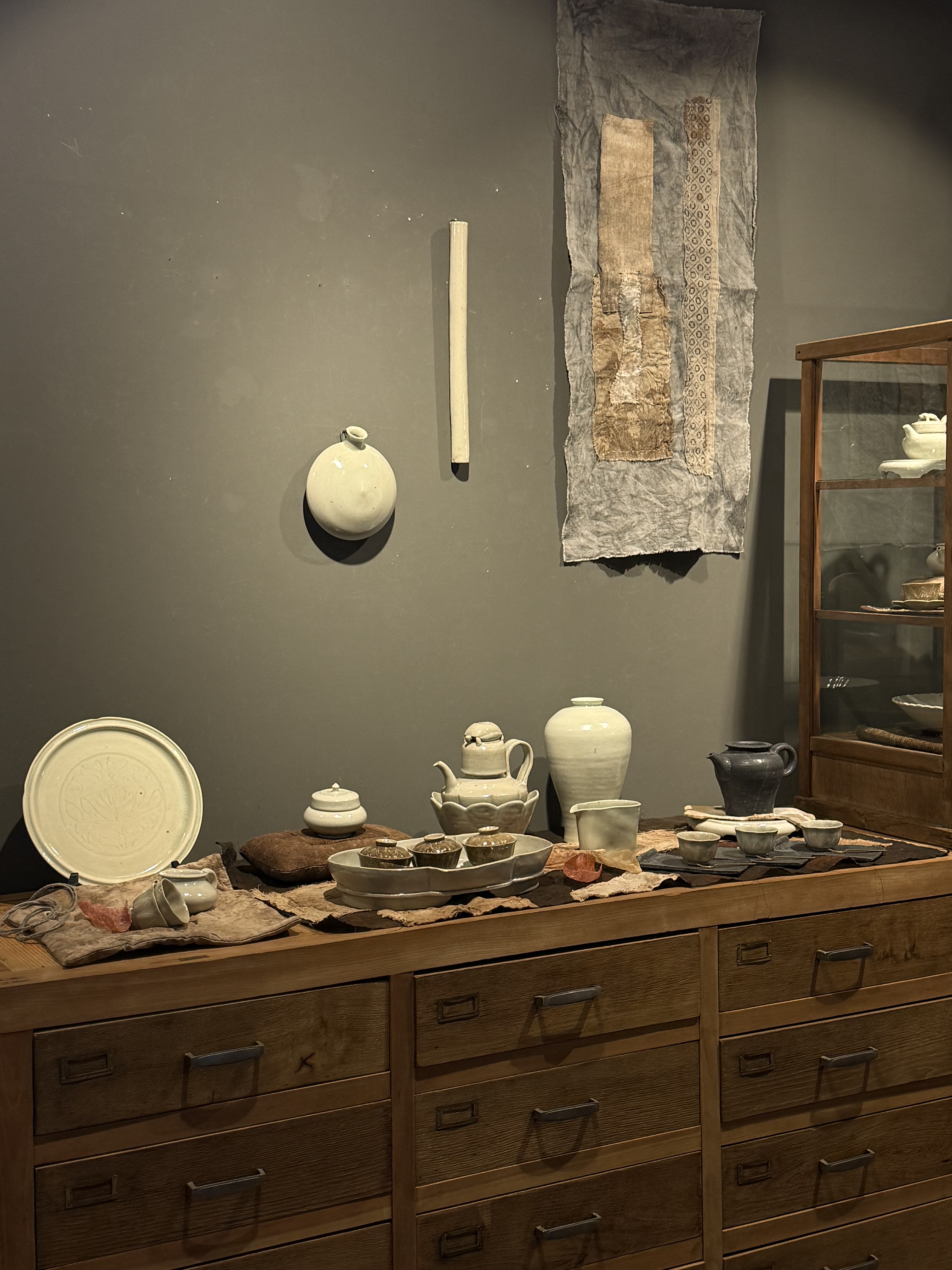【日高伸治×曖昧 展】明日から始まります