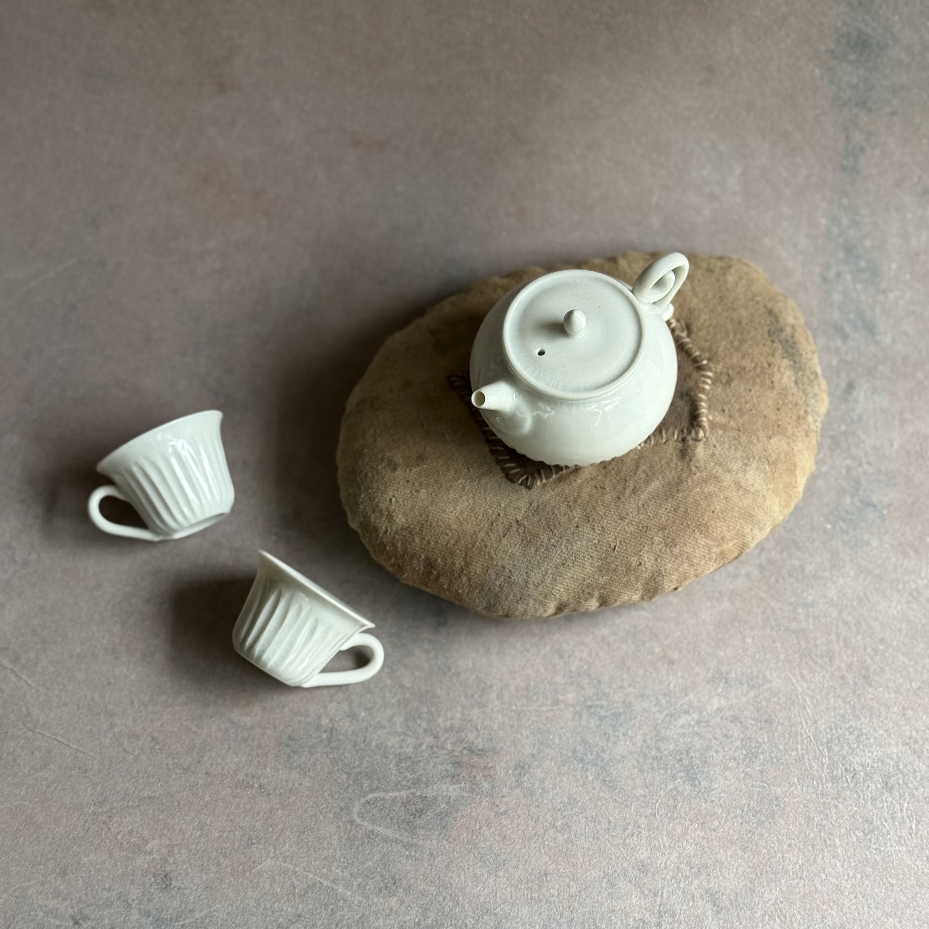 【中国茶器展】2/5(木)から始まります 　参加作家 / 竹下努さん、曖昧さん