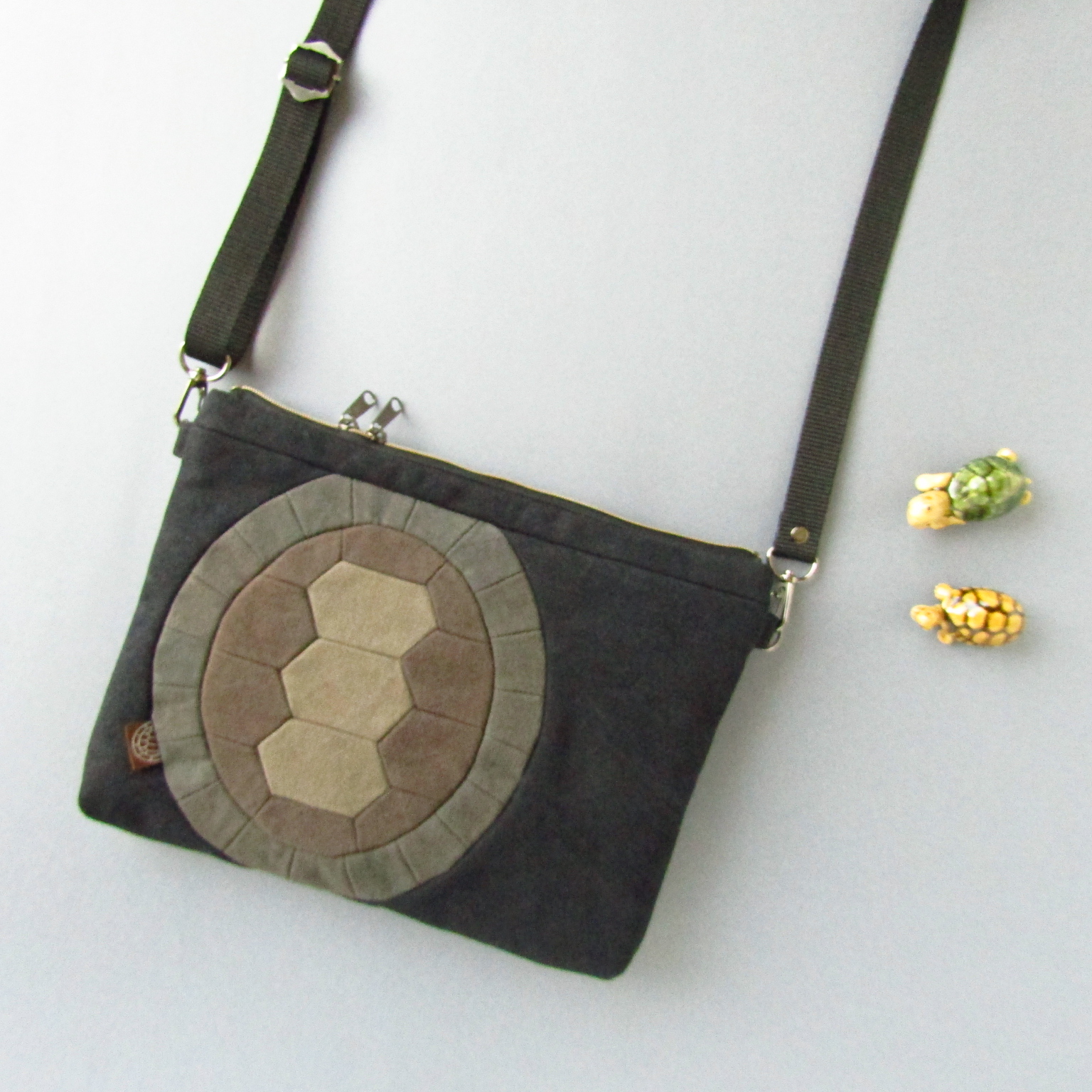 New！３色甲羅のショルダーバッグWW＊Black