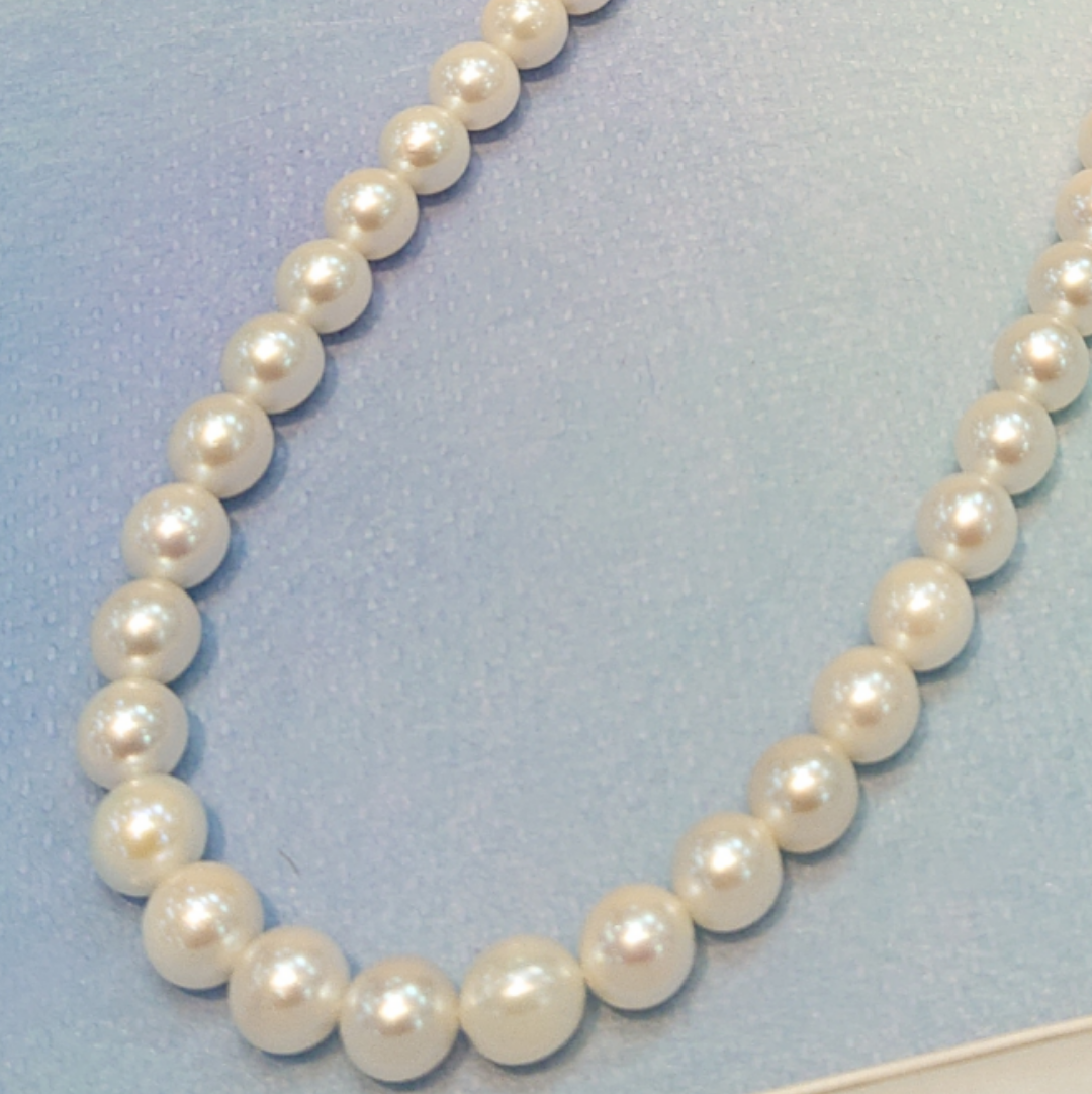 ６月の誕生石！日本が誇る最高品質真珠と、美しく神秘的なムーンストーン