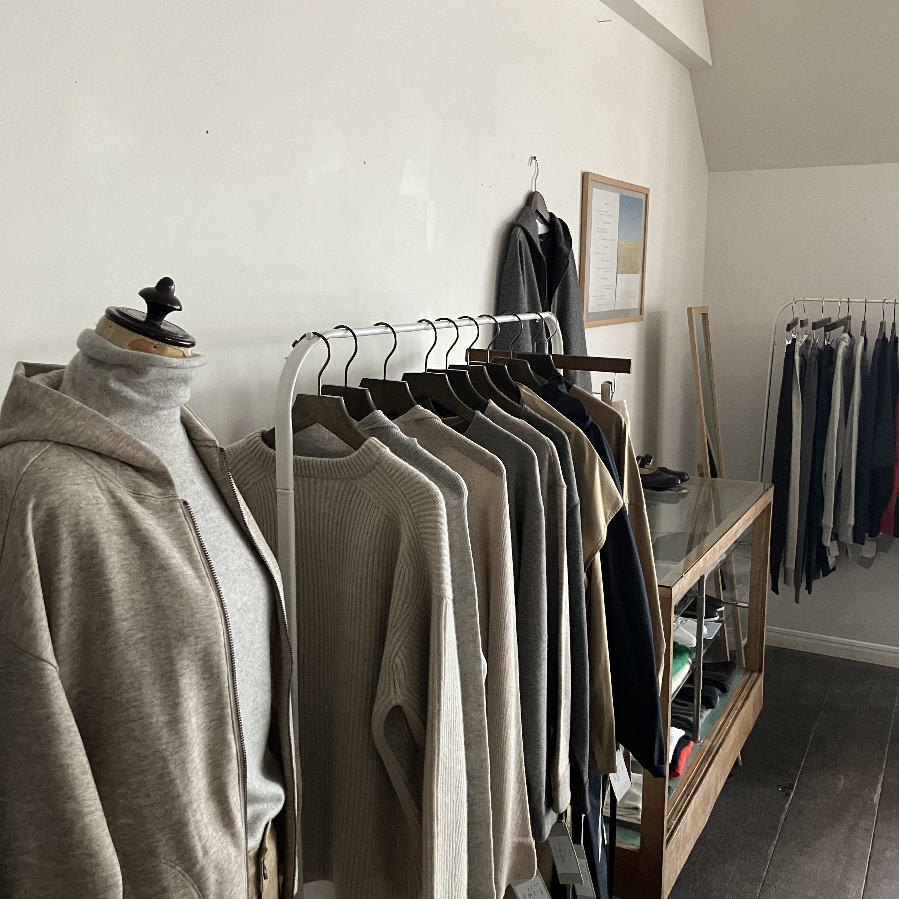 1dozen -   2024Autumn winter Exhibition