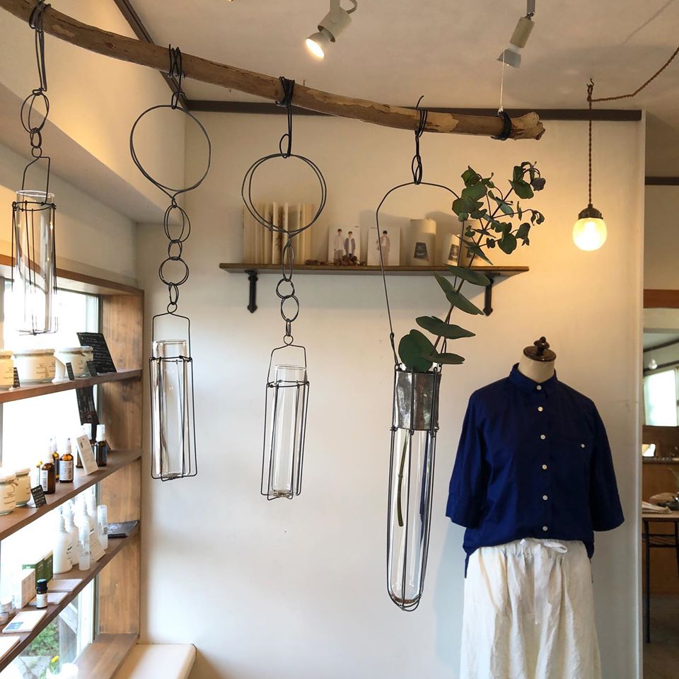 増田由希子さんのワイヤー花器が届きました