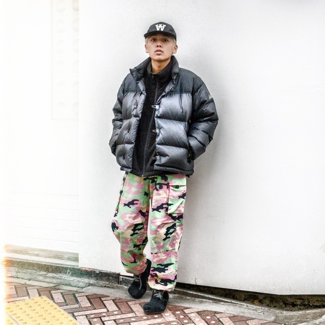 冬場に使える派手なパンツ
