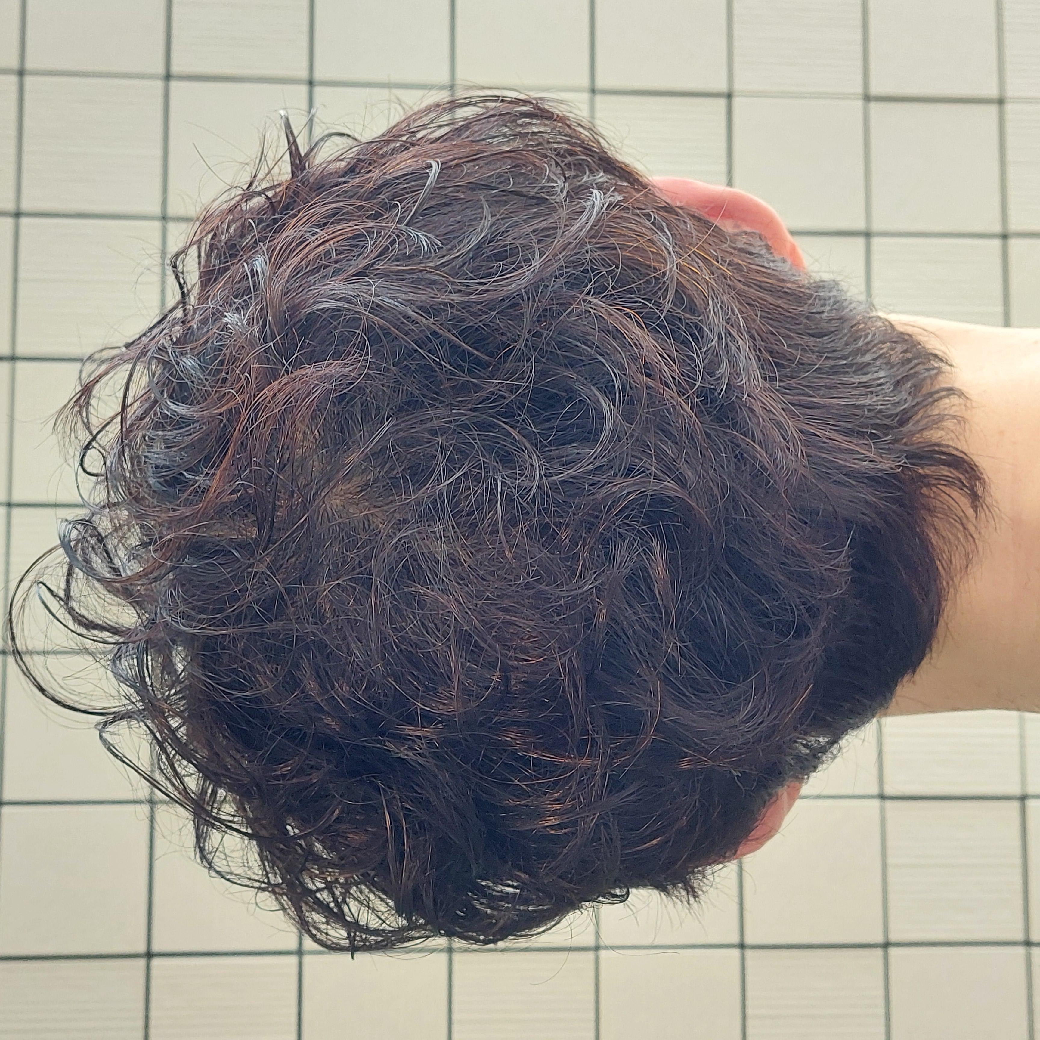 強いくせ毛を活かしたお洒落なスタイル♪(2024.07.10)