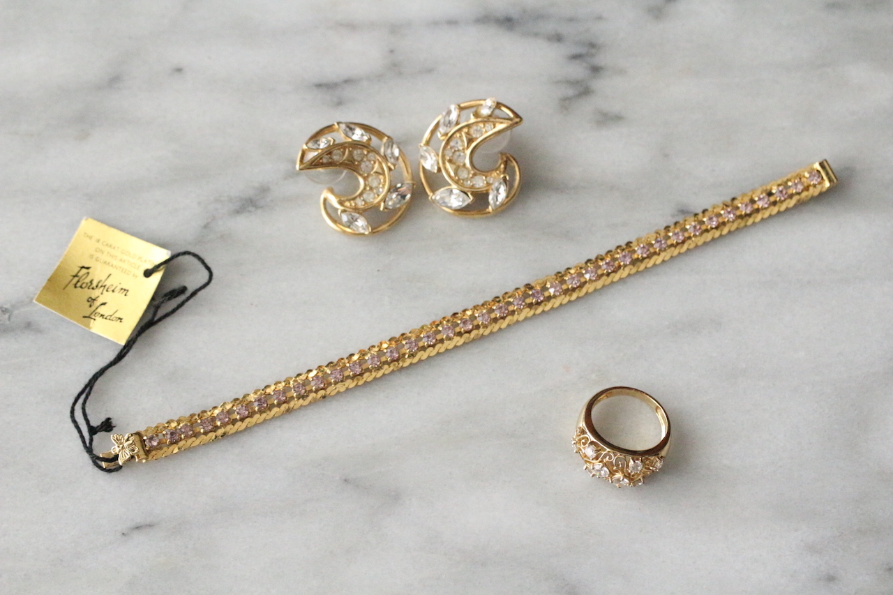Jewellery Coordinate of 3 Gold tones