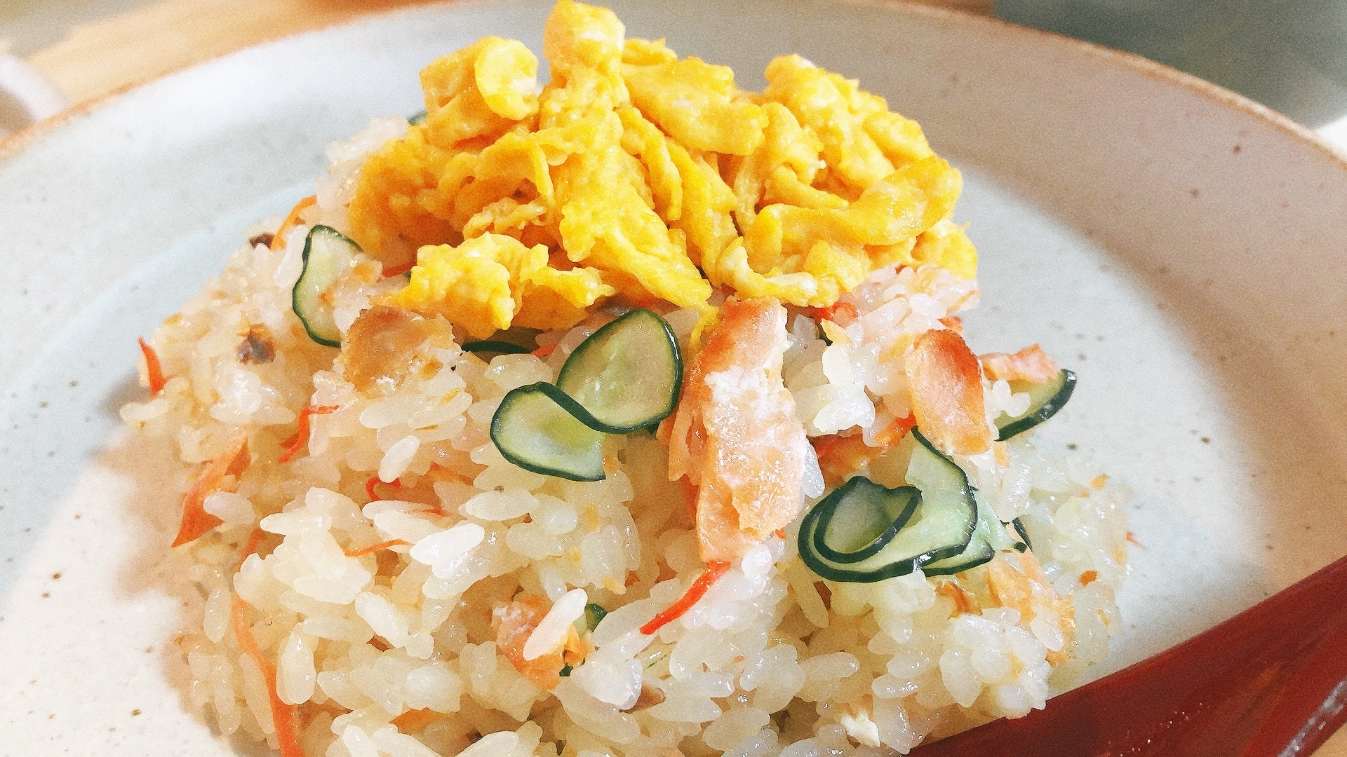 アレンジレシピ　炊飯器で簡単オイルちらし寿司（さくらますのコンフィ使用）