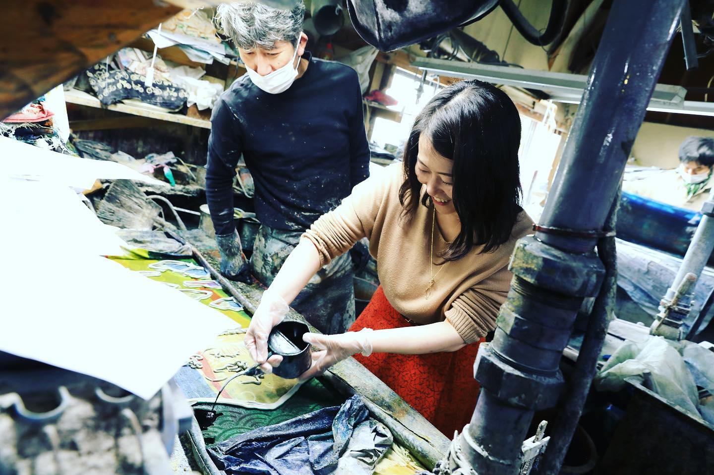 イラストレーター　ai sayama さんと染色会社におじゃましました