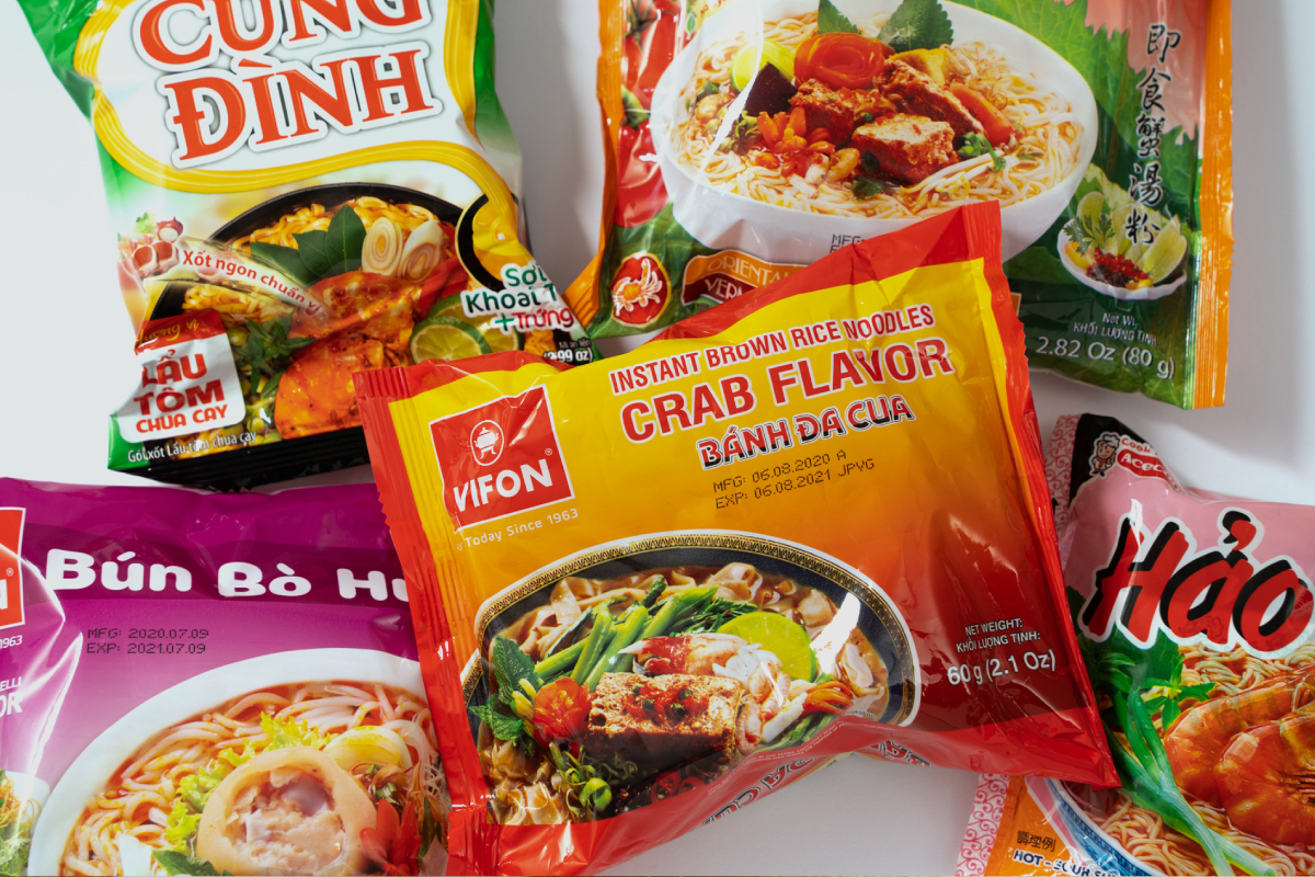人気のインスタント麺を多数取扱いしています